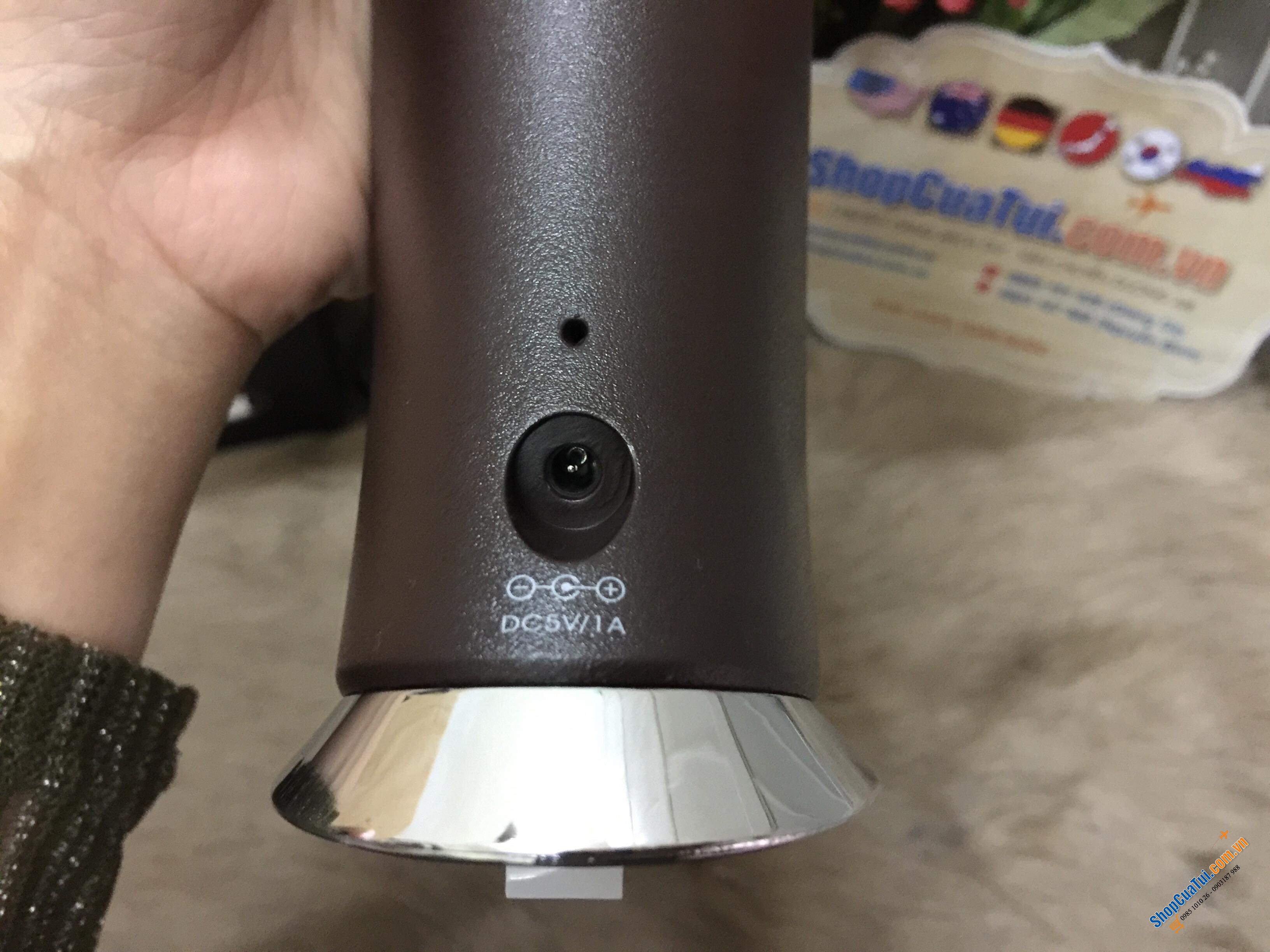 ĐÈN BÀN CHỐNG CẬN WILIT