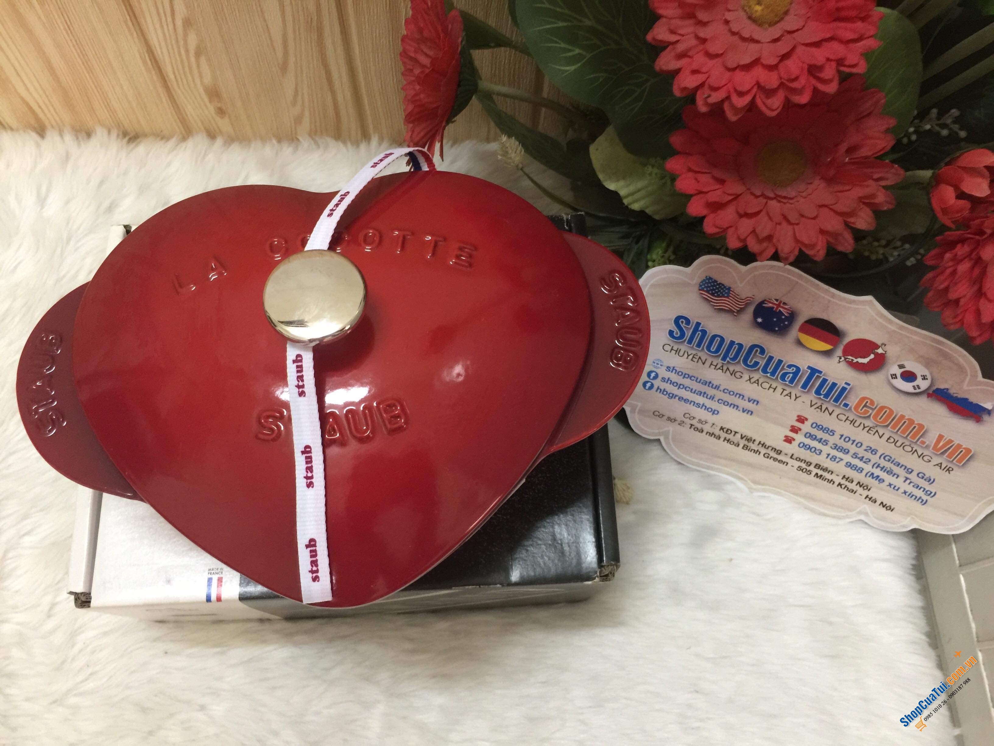 Nồi gang đúc trái tim nguyên khối Staub - made in France