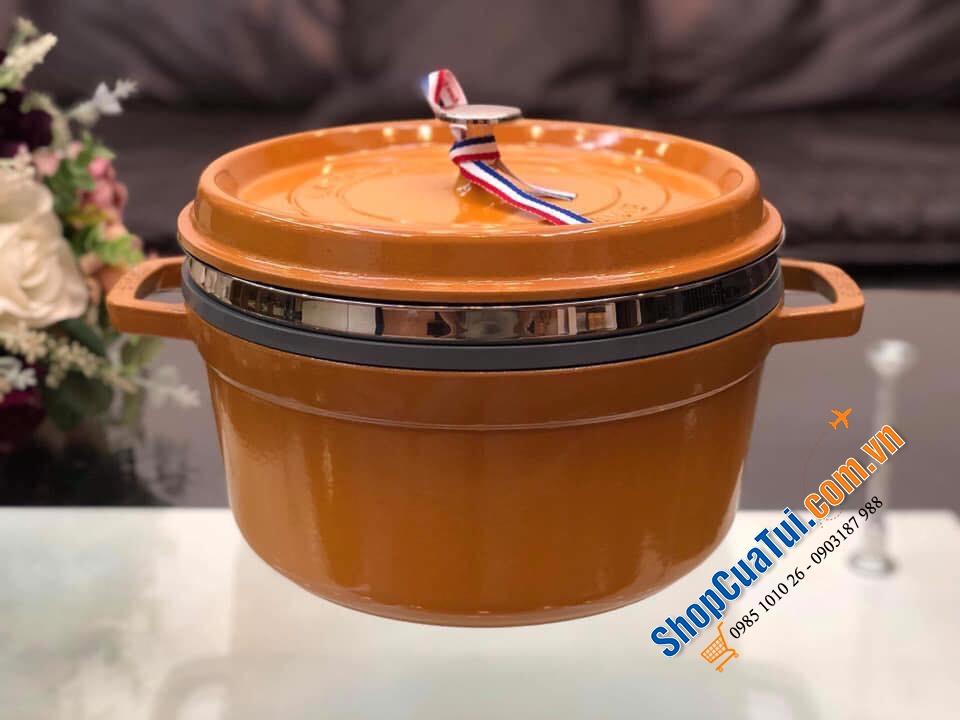 NỒI GANG ĐÚC STAUB KÈM XỬNG HẤP SIZE 26 CM MÀU VÀNG MÙ TẠC