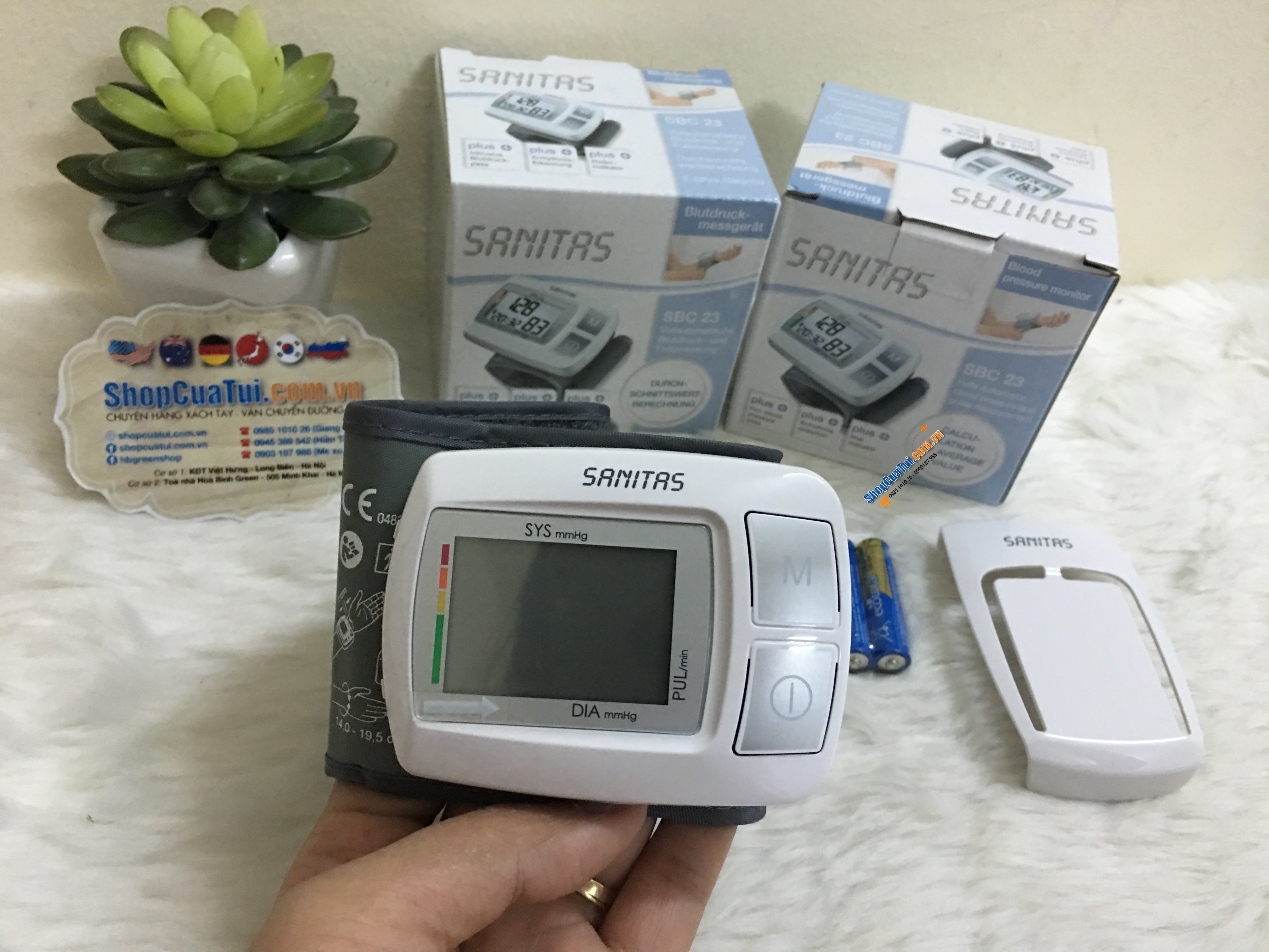 Máy đo huyết áp cổ tay Sanitas SBC 23