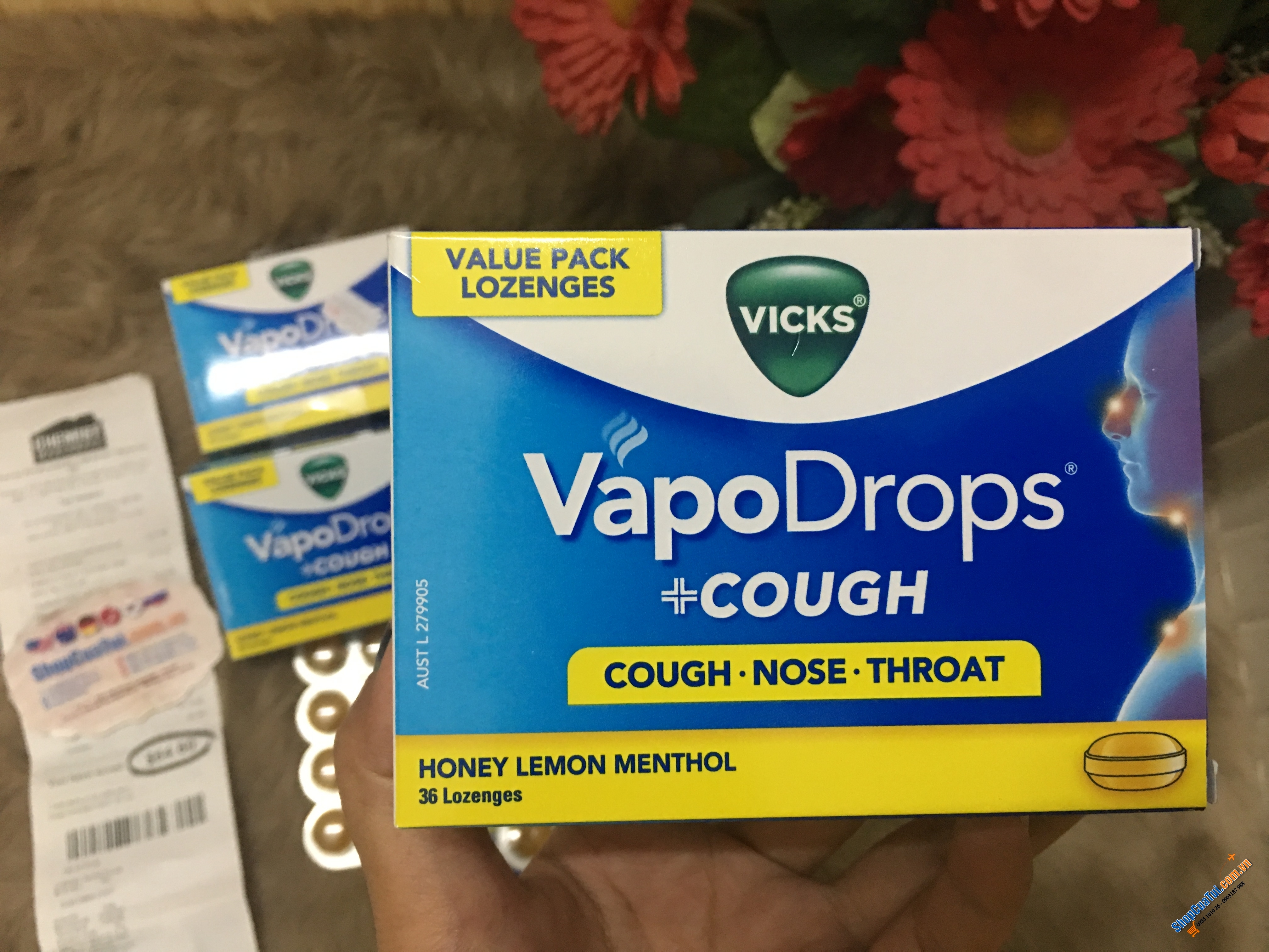 Viên ngậm trị ho, mũi và họng Vicks VapoDrops Cough Nose Throat Honey Lemon Menthol (36 viên)
