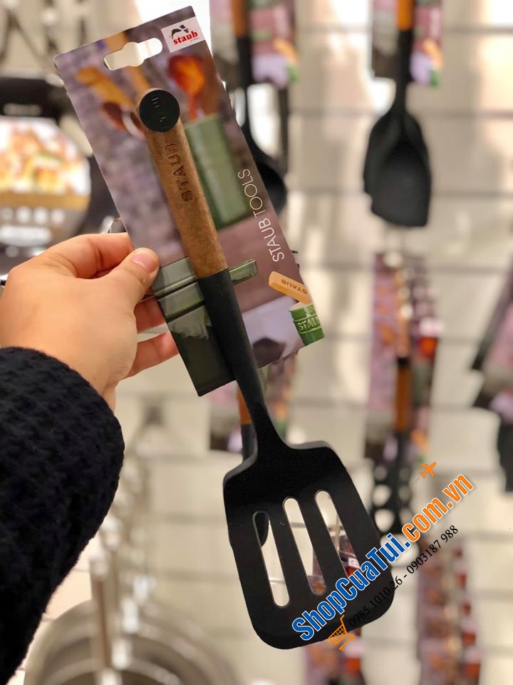 SET MUÔI CANH TO - XẺNG XÀO LẬT STAUB