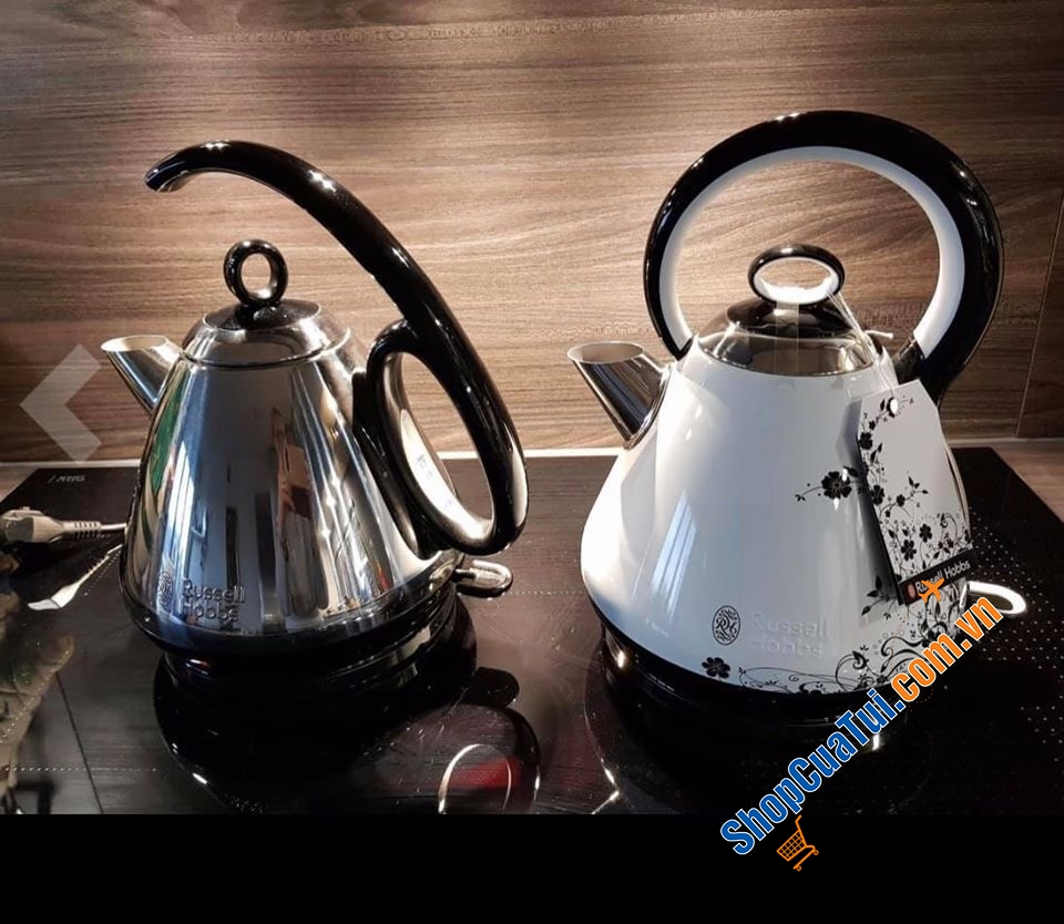Ấm siêu tốc Russell Hobbs 1.7lit - công suất 2400w.
