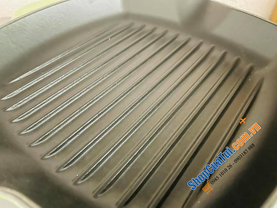 CHẢO NƯỚNG LE CREUSET 26x26 cm.