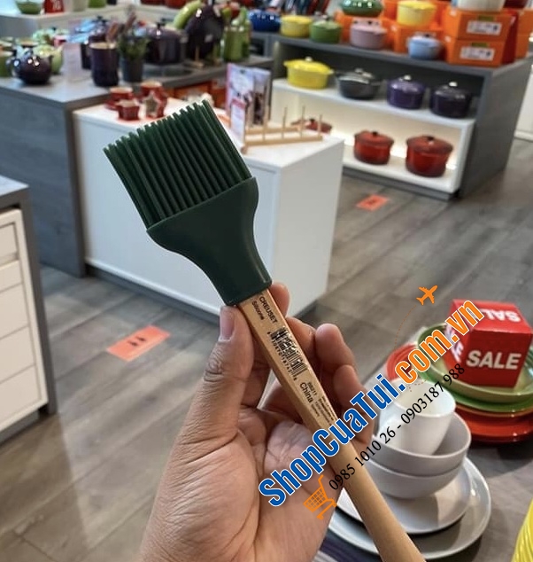 CHỔI SILICON DÀI ĐỦ SẮC MÀU LE CREUSET 29 CM.