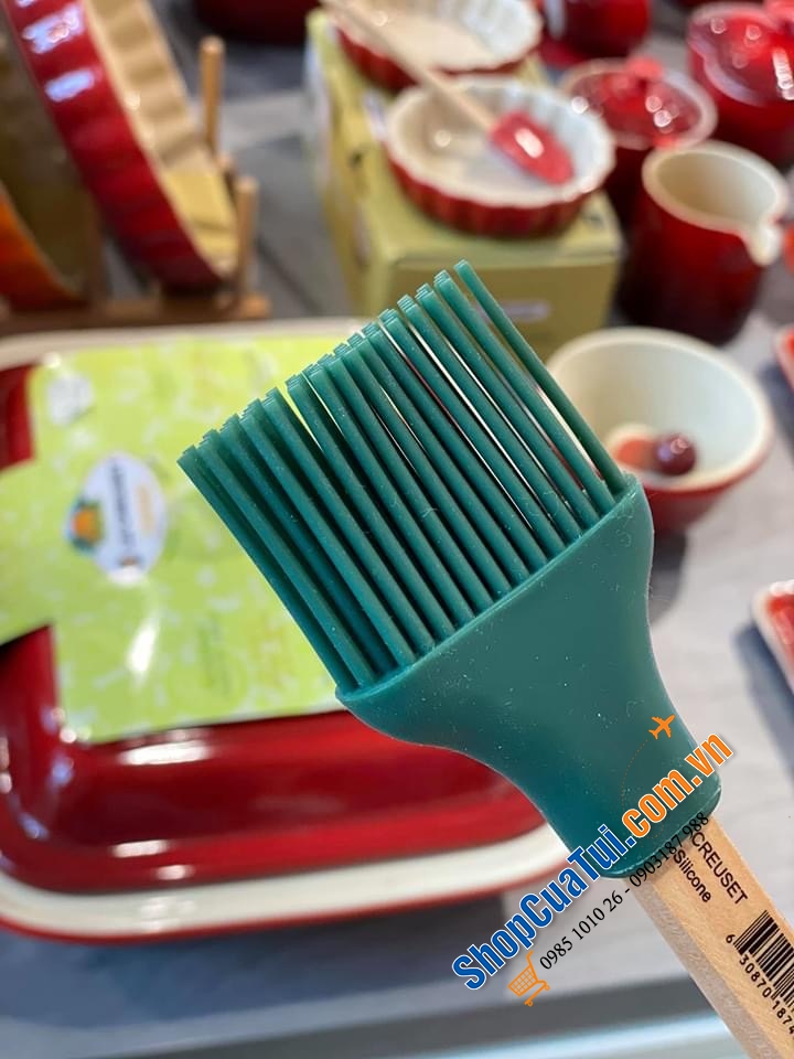 CHỔI SILICON DÀI ĐỦ SẮC MÀU LE CREUSET 29 CM.