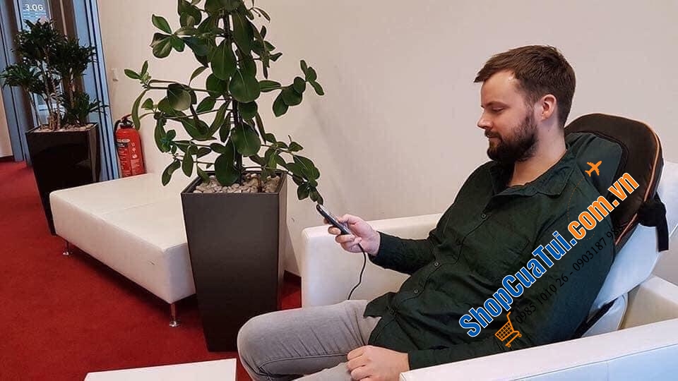 Đệm (ghế) massage toàn thân con lăn có đèn hồng ngoại Medisana MC830