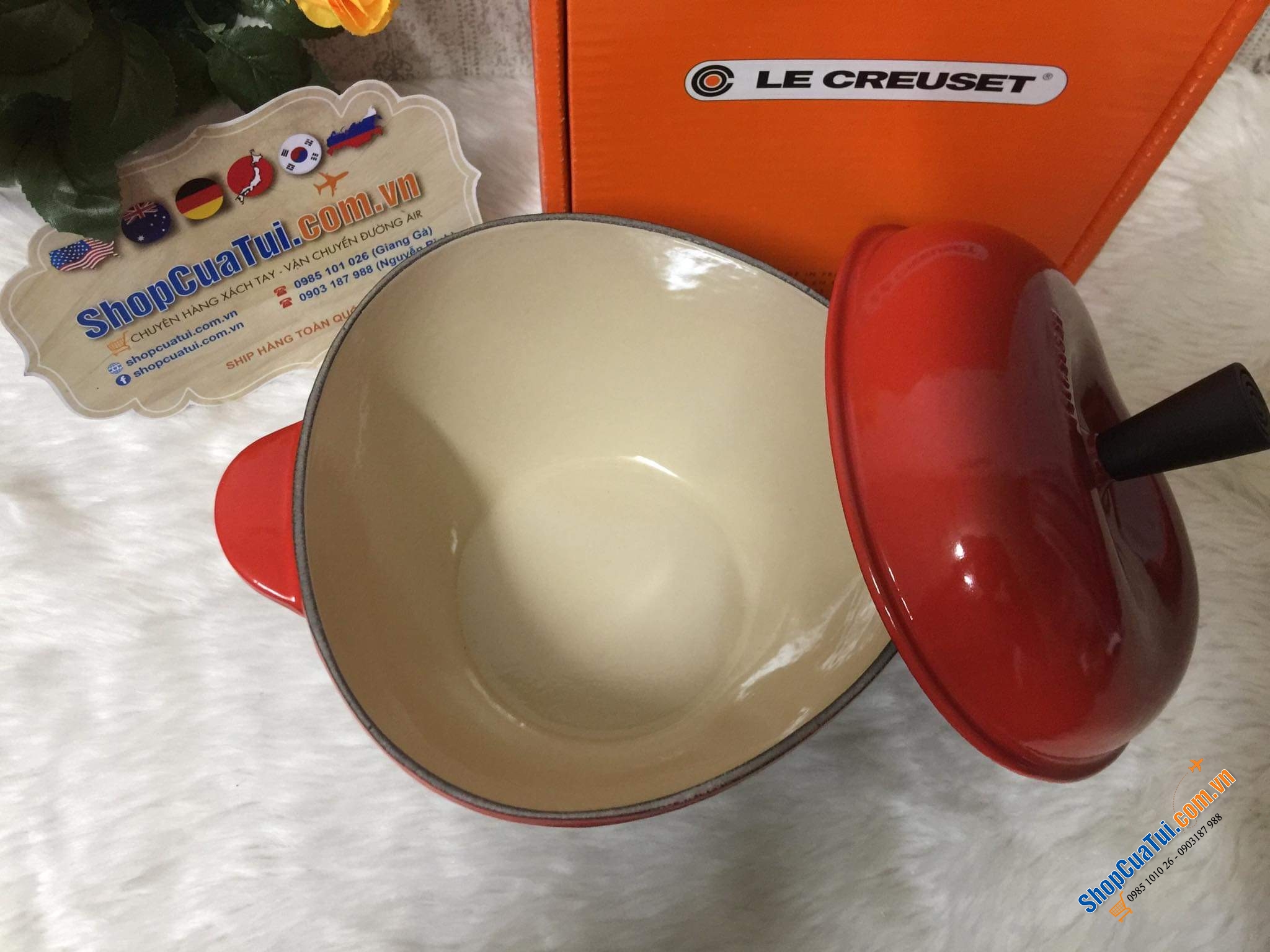 NỒI GANG ĐÚC QUẢ TÁO LE CREUSET ĐỎ 18 CM - 2,1 Lit.