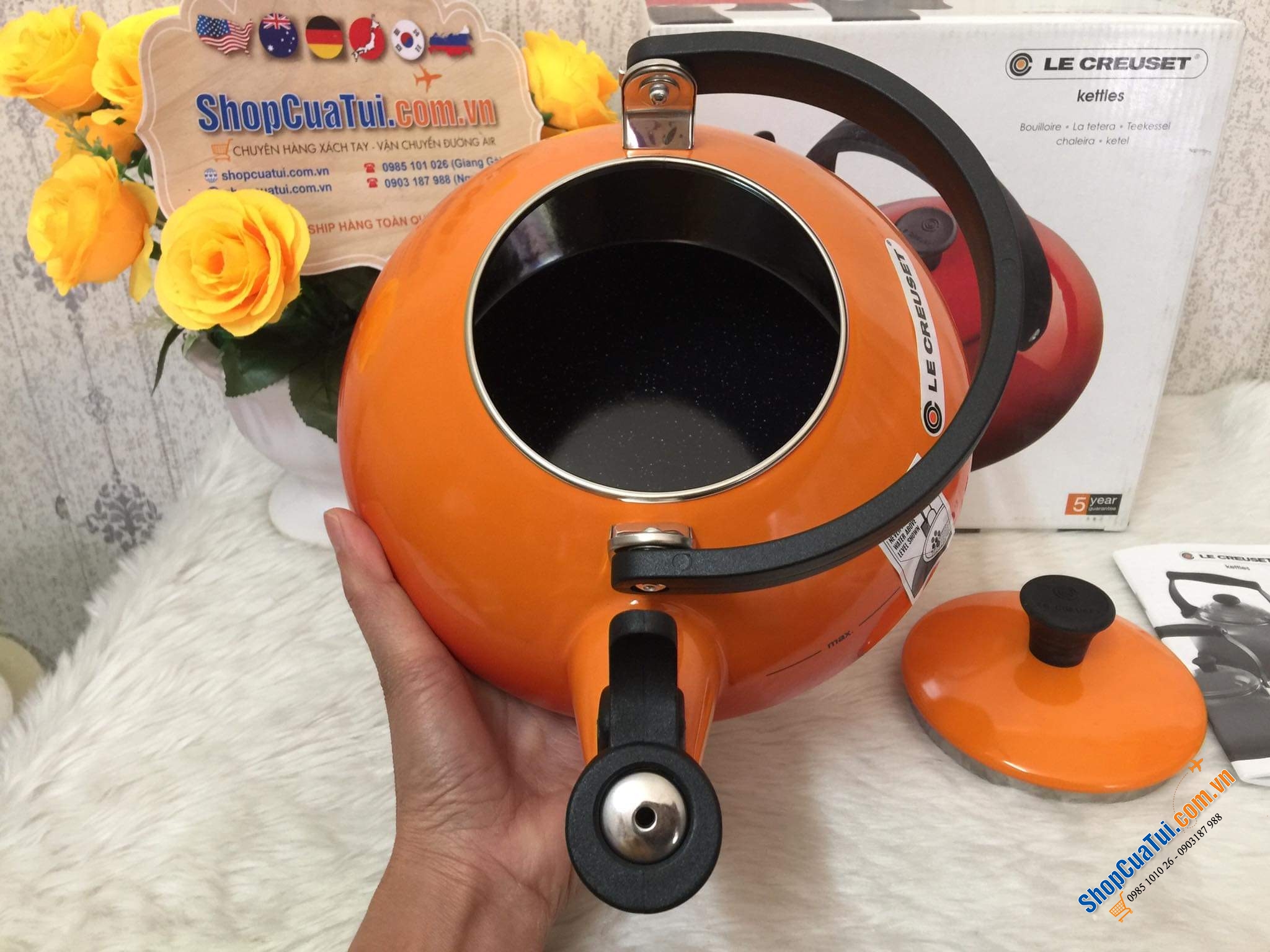 ẤM LE CREUSET ZEN 1.5 lít (màu cam quá đẹp)