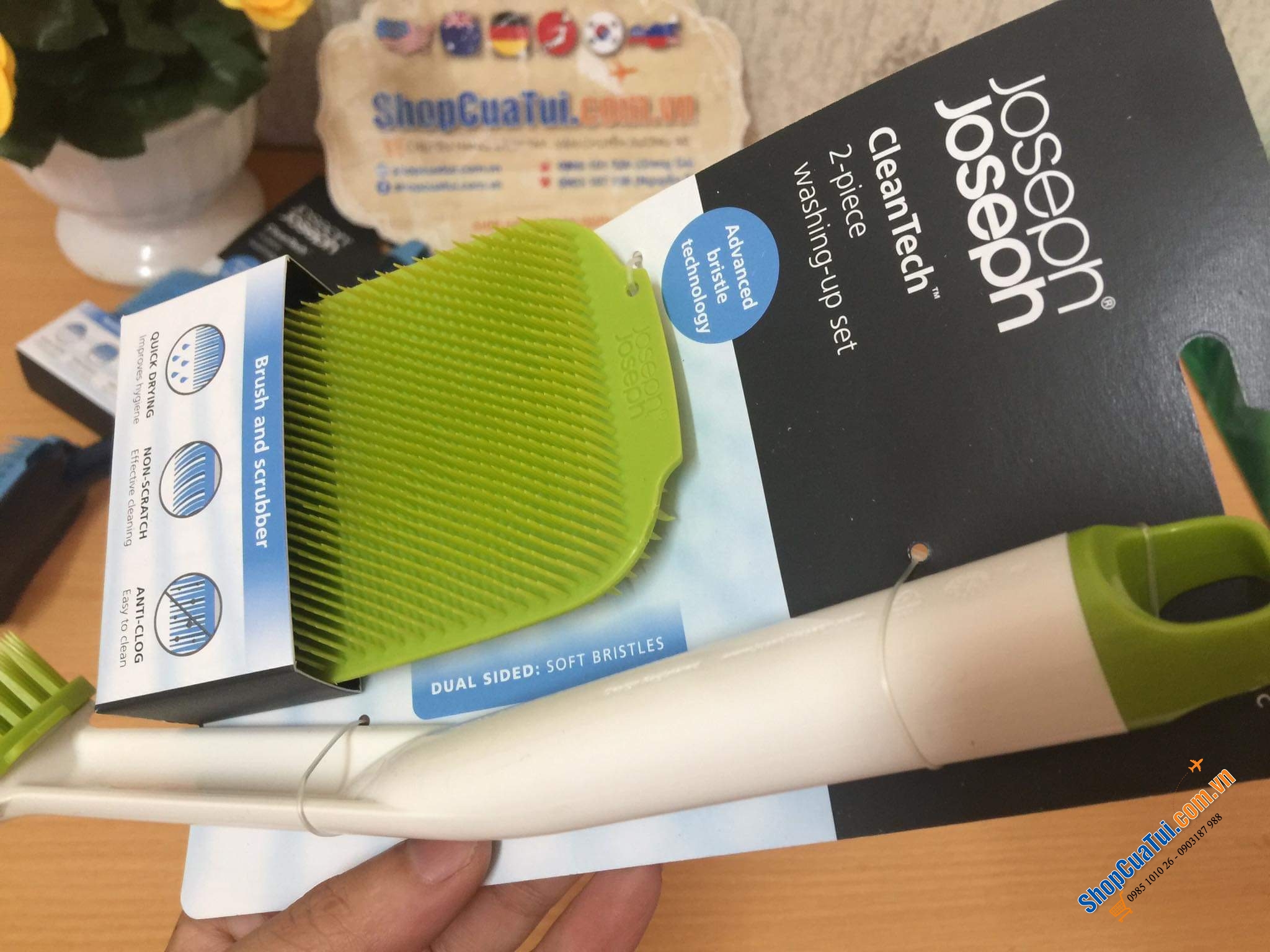 SET BÀN CHẢI - MIẾNG RỬA ĐA NĂNG JOSEPH JOSEPH CLEANTECH - MÀU XANH