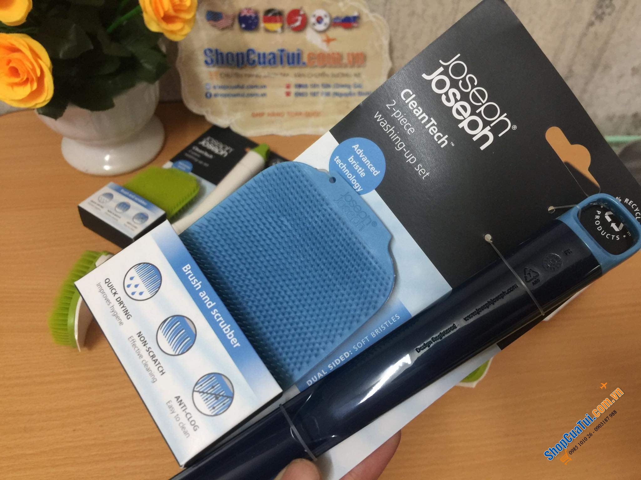 SET BÀN CHẢI - MIẾNG RỬA ĐA NĂNG JOSEPH JOSEPH CLEANTECH - MÀU XANH