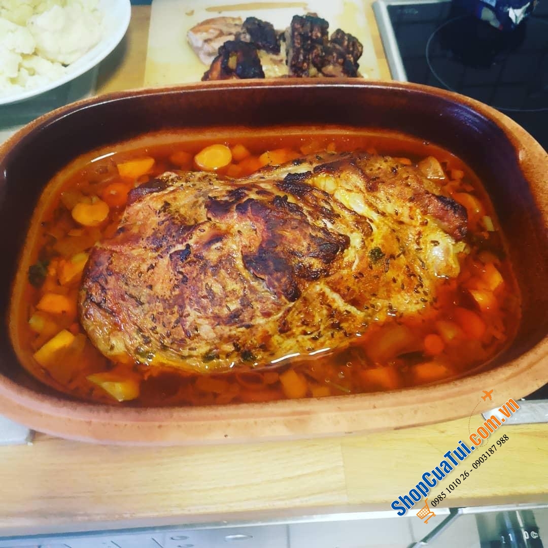 NỒI NƯỚNG GỐM ĐỨC MADE IN GERMANY RÖMERTOPF - HOẠ TIẾT NÔNG TRẠI - Kích thước 38 x 38 x 12,5 cm. Nặng 3,3 kg