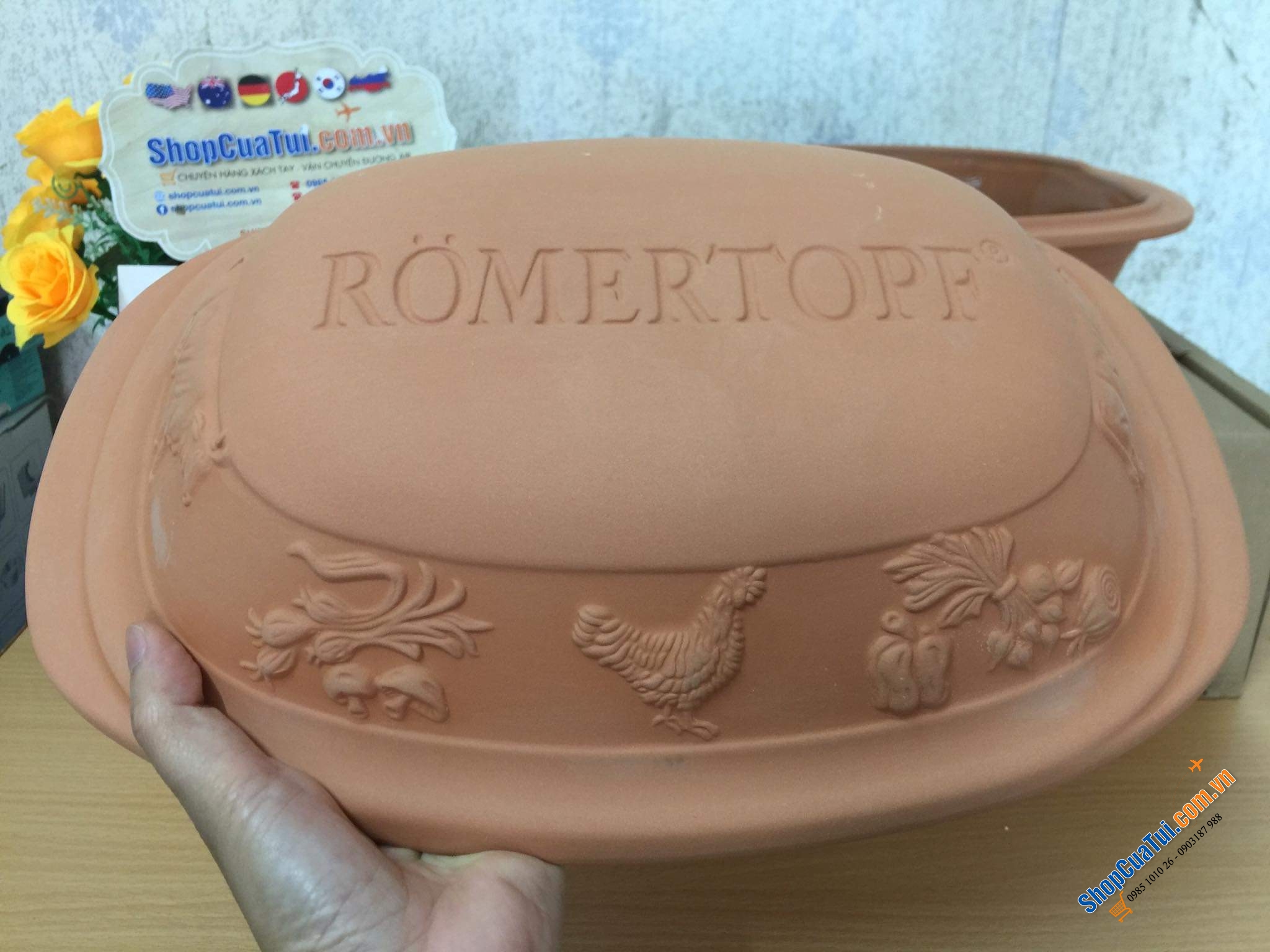 NỒI NƯỚNG GỐM ĐỨC MADE IN GERMANY RÖMERTOPF - HOẠ TIẾT NÔNG TRẠI - Kích thước 38 x 38 x 12,5 cm. Nặng 3,3 kg