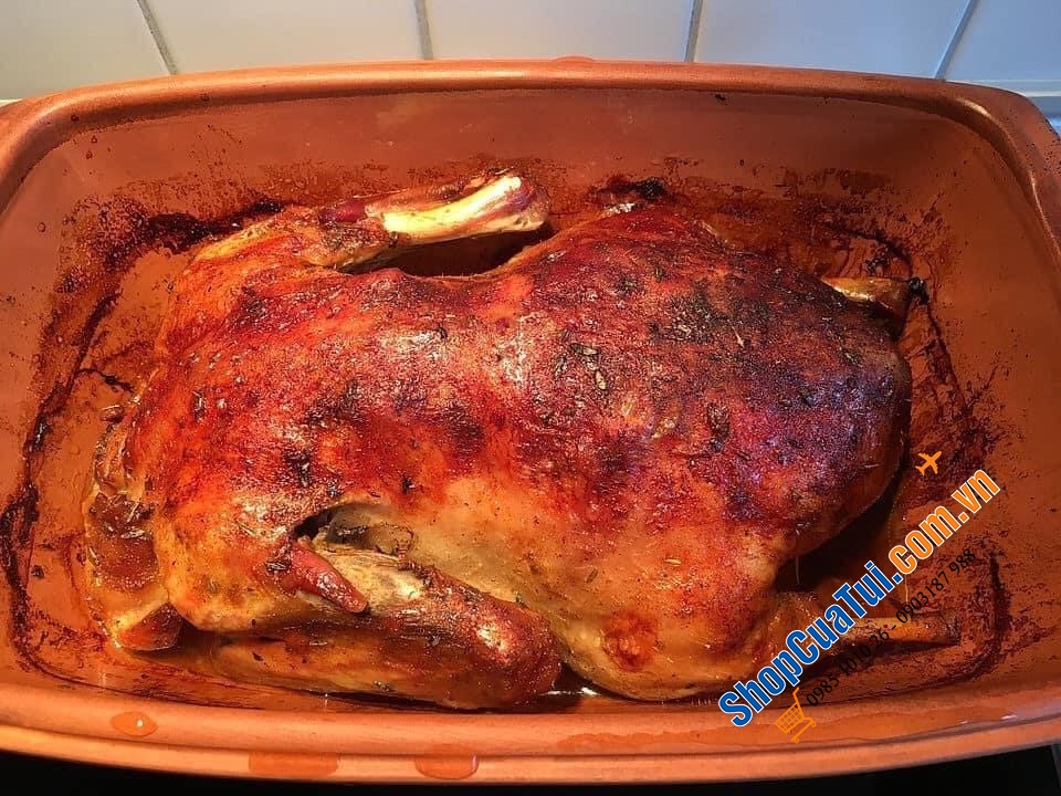 NỒI NƯỚNG GỐM ĐỨC MADE IN GERMANY RÖMERTOPF - HOẠ TIẾT NÔNG TRẠI - Kích thước 38 x 38 x 12,5 cm. Nặng 3,3 kg