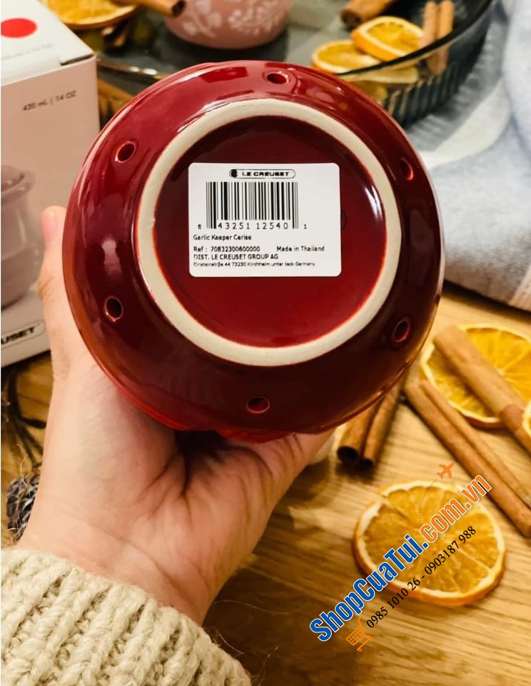 HŨ ĐỰNG TỎI LE CREUSET MÀU KEM - MÀU ĐỎ.