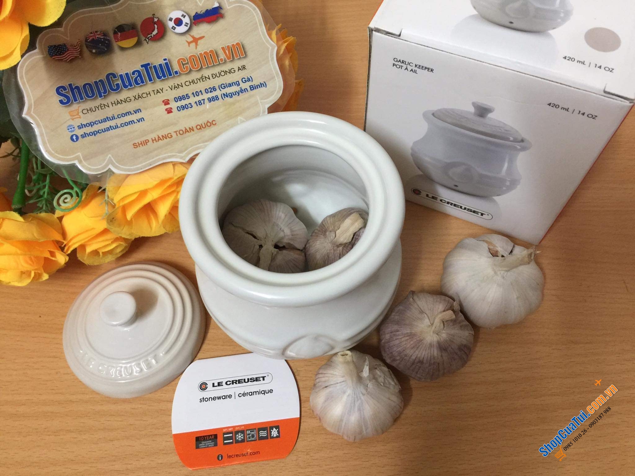 HŨ ĐỰNG TỎI LE CREUSET MÀU KEM - MÀU ĐỎ.