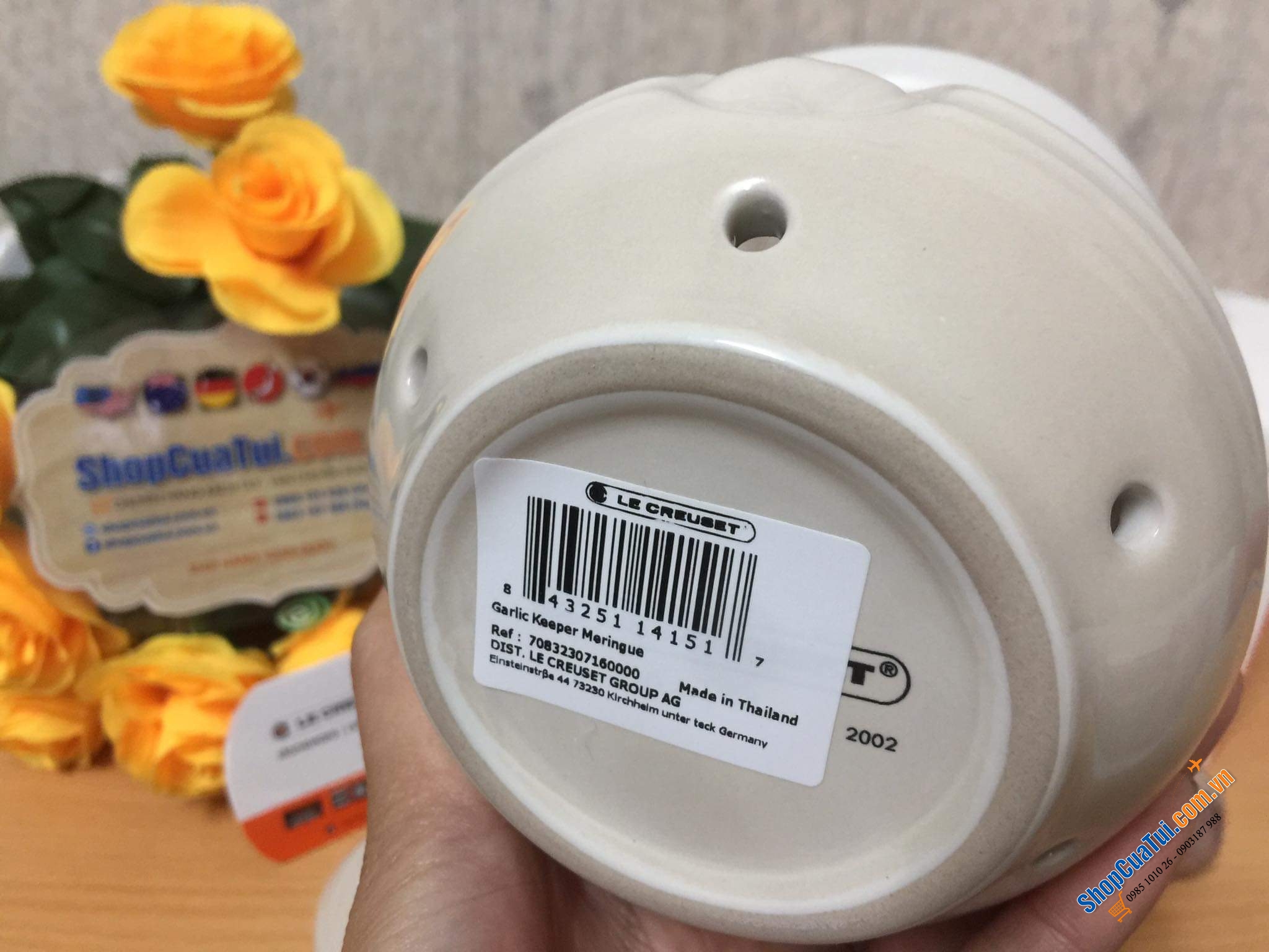 HŨ ĐỰNG TỎI LE CREUSET MÀU KEM - MÀU ĐỎ.