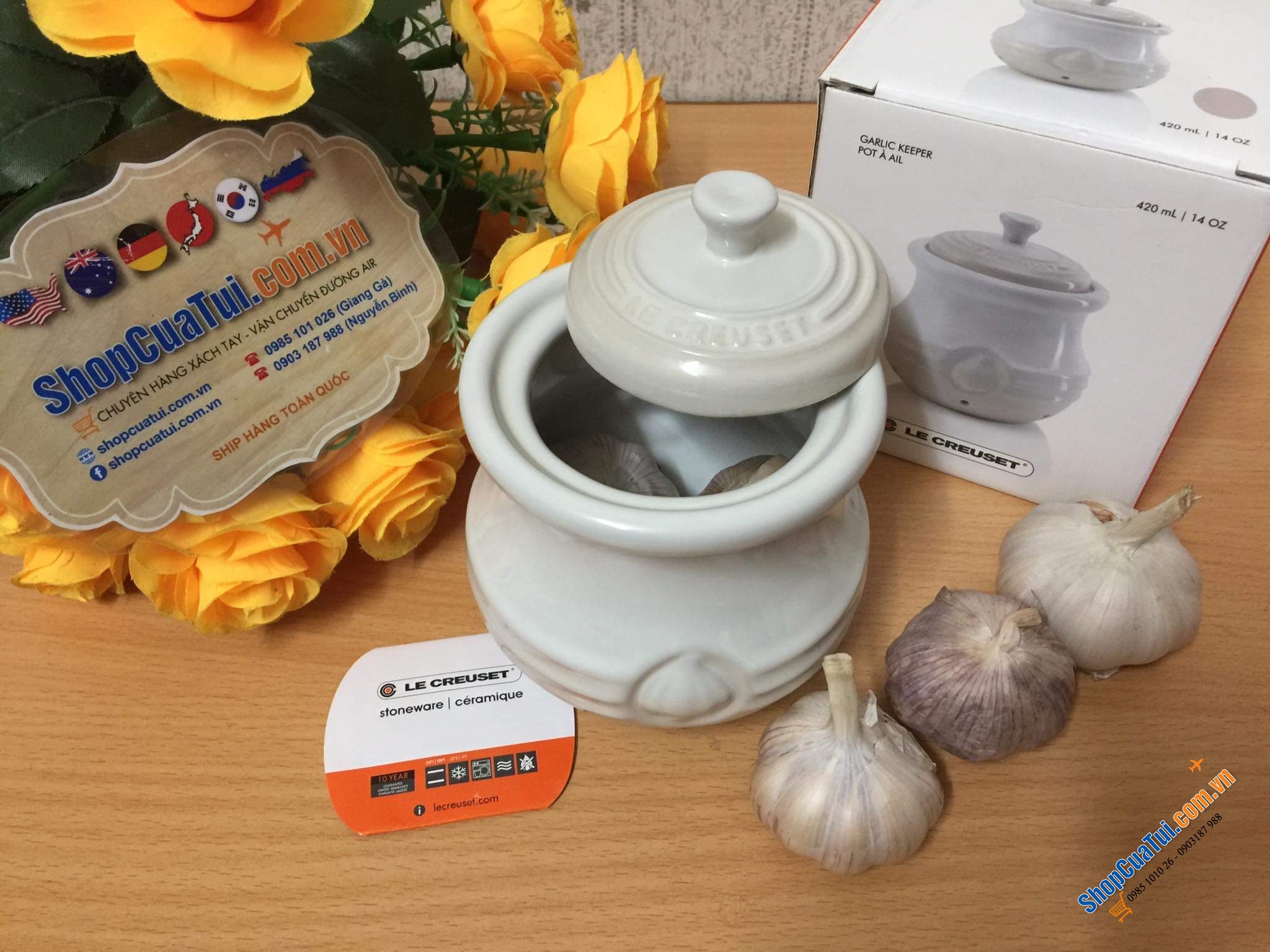 HŨ ĐỰNG TỎI LE CREUSET MÀU KEM - MÀU ĐỎ.