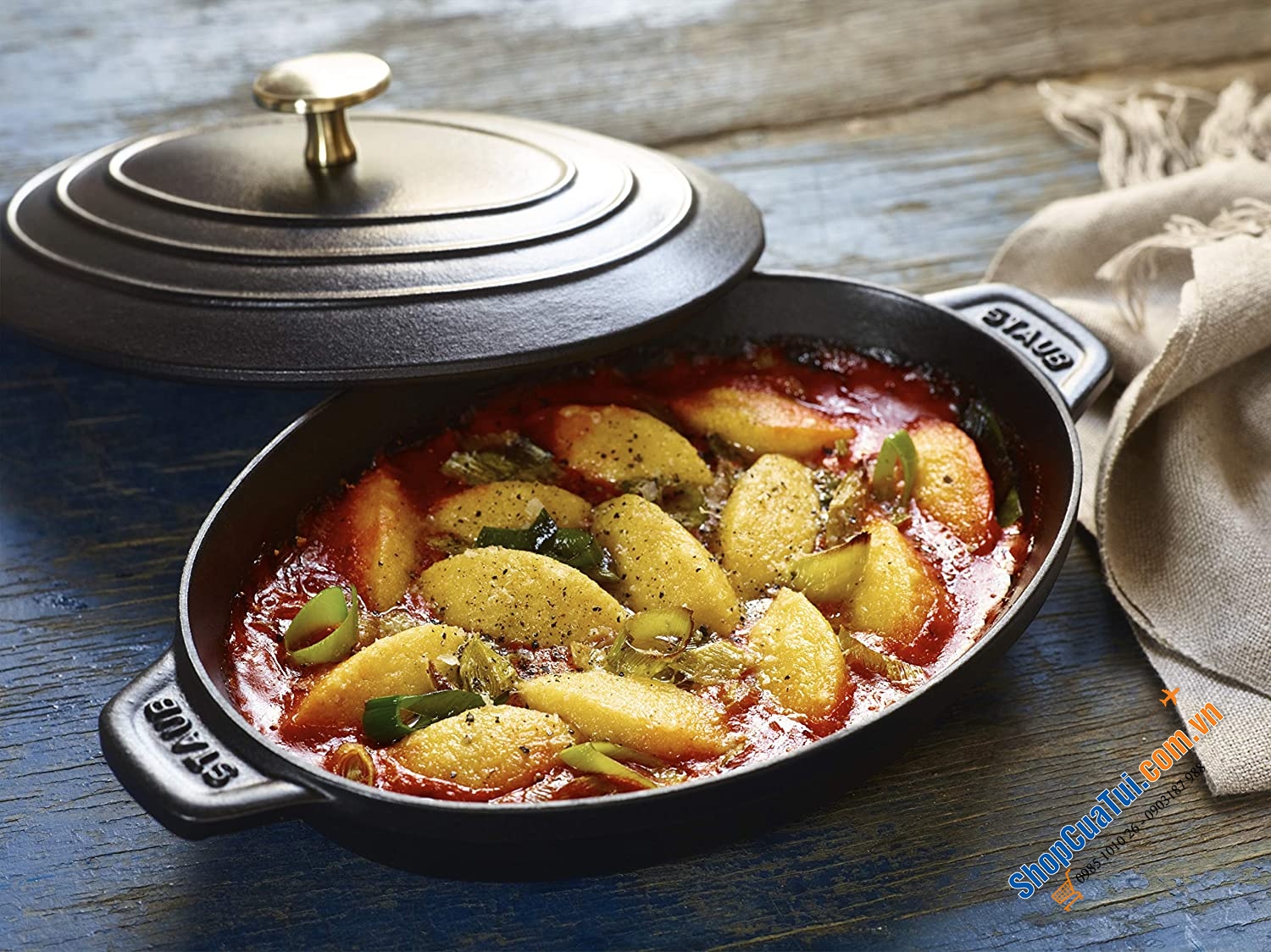 CHẢO NƯỚNG CÓ NẮP STAUB ASSIETTE CHAUDE 23 CM.