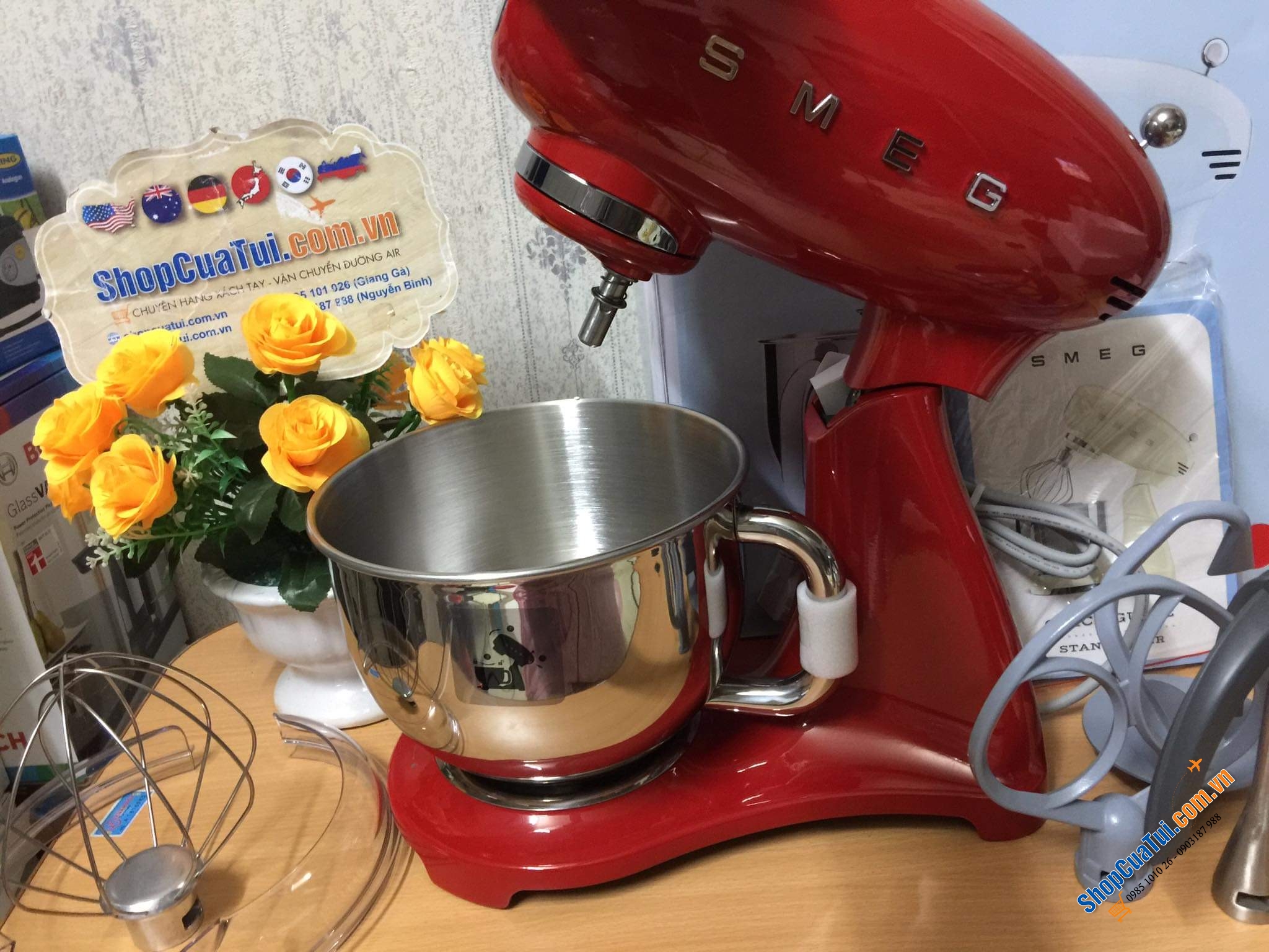 Máy trộn bột Smeg SMF03RDEU - ĐỎ TOÀN THÂN đầy phong cách