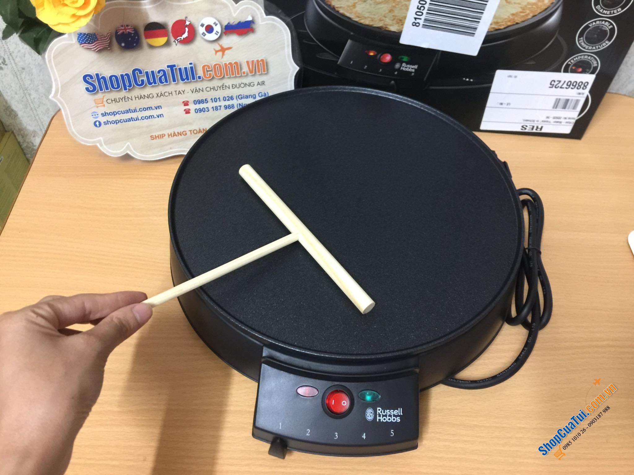 Máy làm bánh Crepes Maker Russell Hobbs màu đen