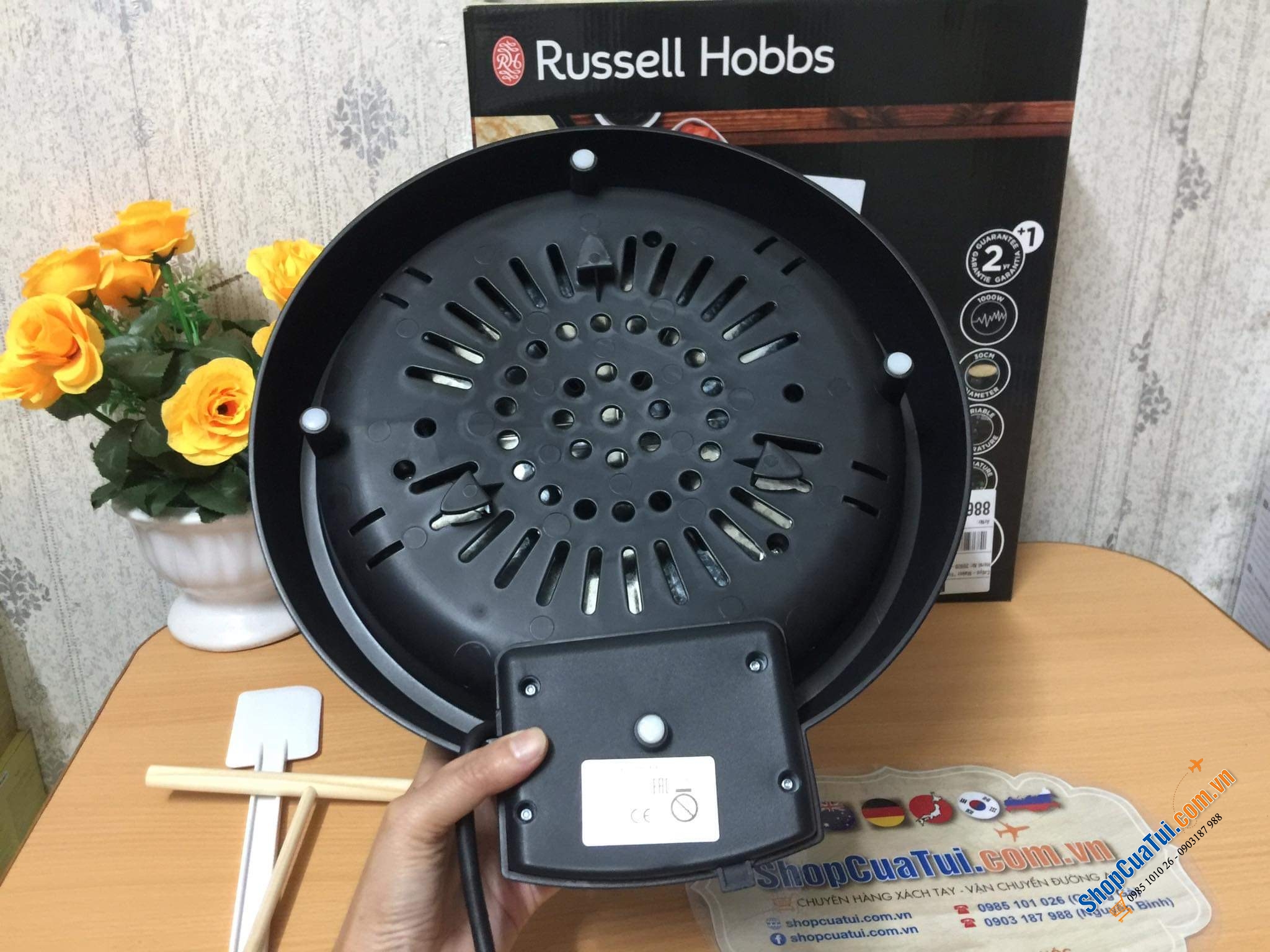 Máy làm bánh Crepes Maker Russell Hobbs màu đen