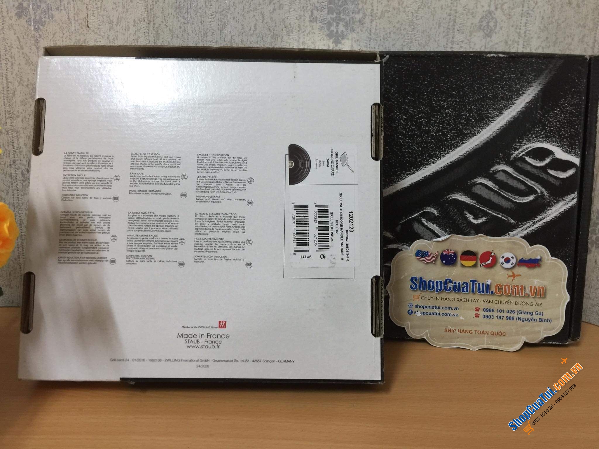 CHẢO NƯỚNG STAUB QUAI SILICON GẬP 24 CM.