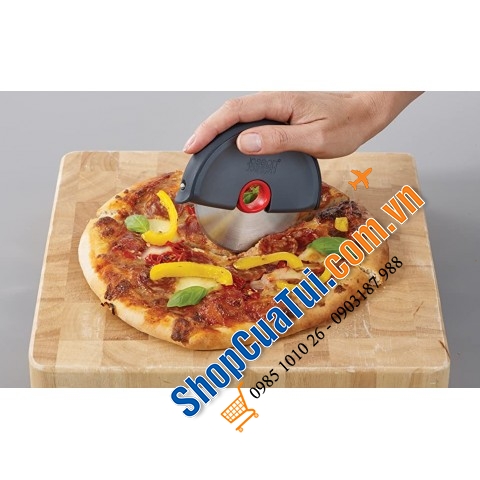 DAO CẮT PIZZA JOSEPH JOSEPH.