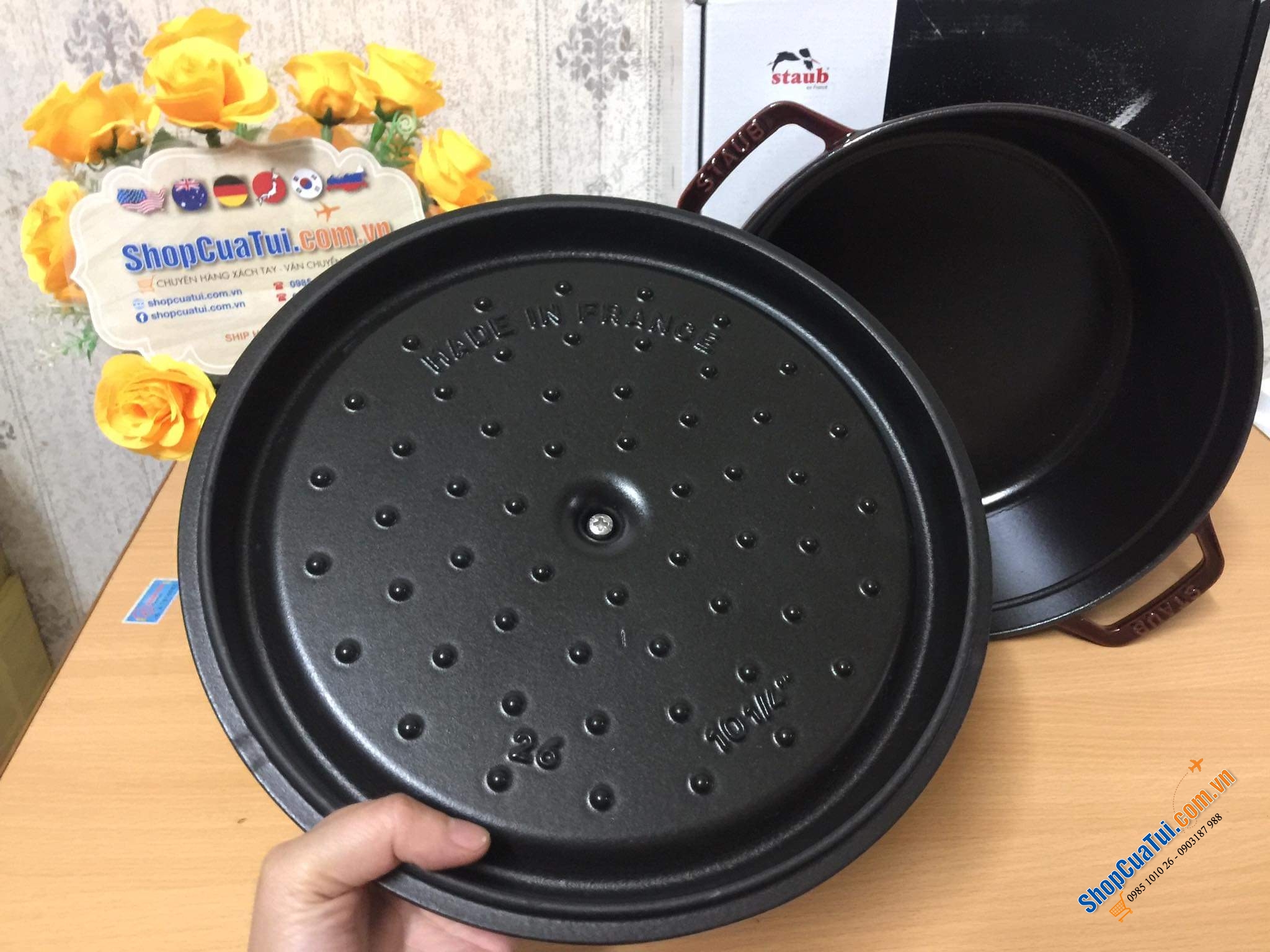 NỒI GANG STAUB ĐỎ RƯỢU GRENADINE 26 CM - 5,2 L.
