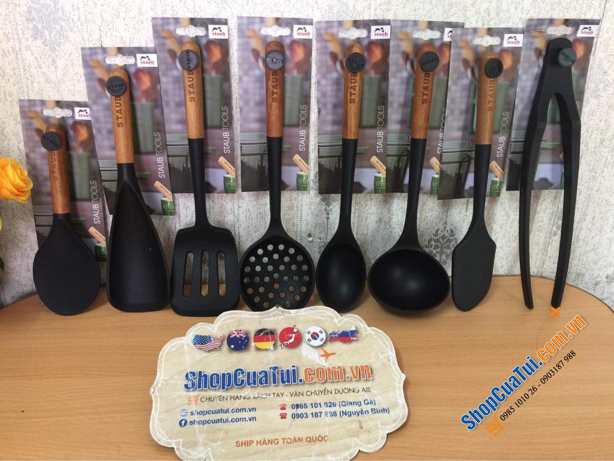 GẮP SILICON STAUB.