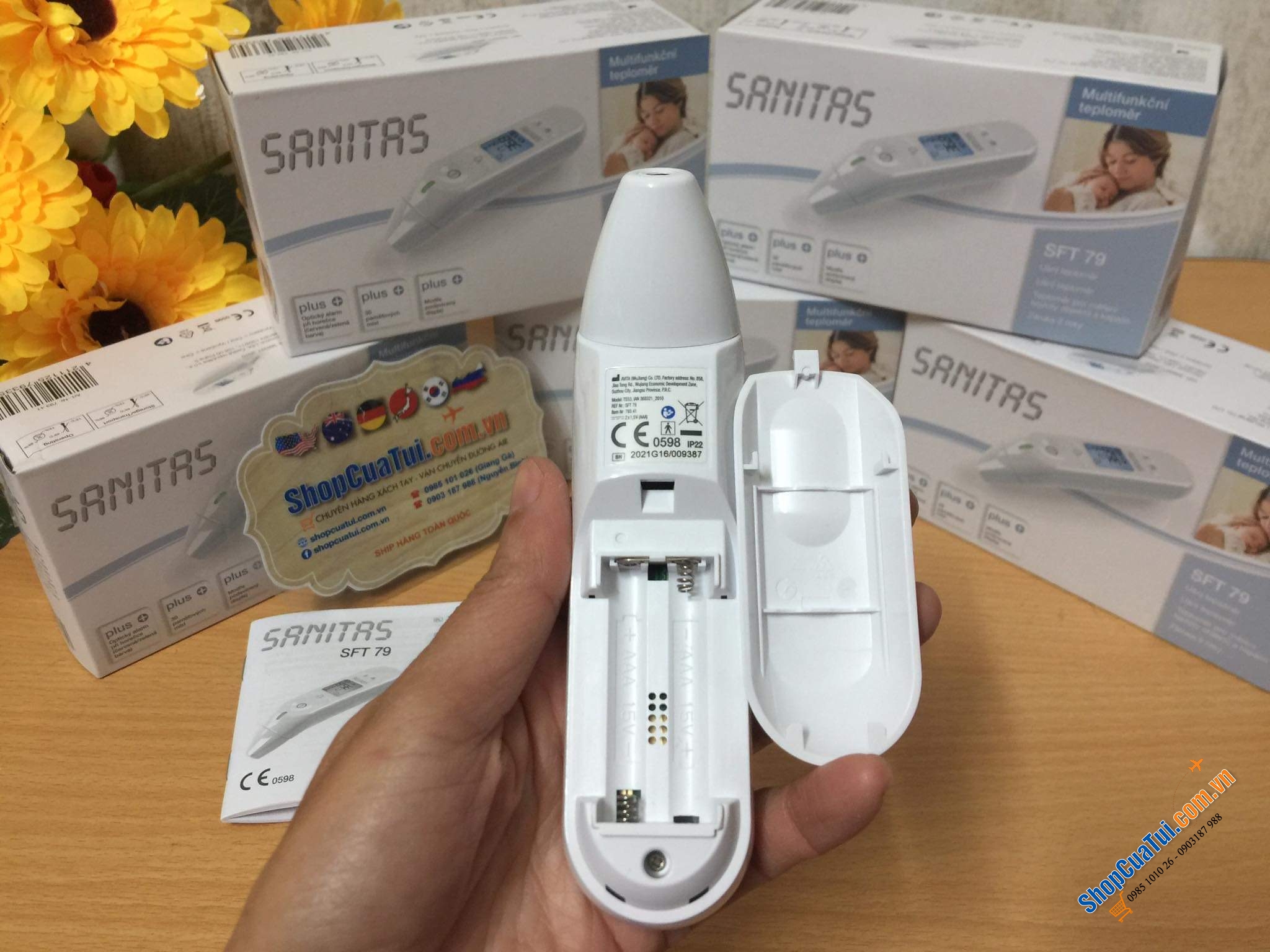 Nhiệt kế Sanitas SFT 79 Mẫu mới nhất 2021 - Nhiệt kế điện tử 6 in 1 Sanitas SFT 79 - cực kì cần thiết cho mọi gia đình, đo tai - trán (bản nâng cấp so với SFT 77 và 75)