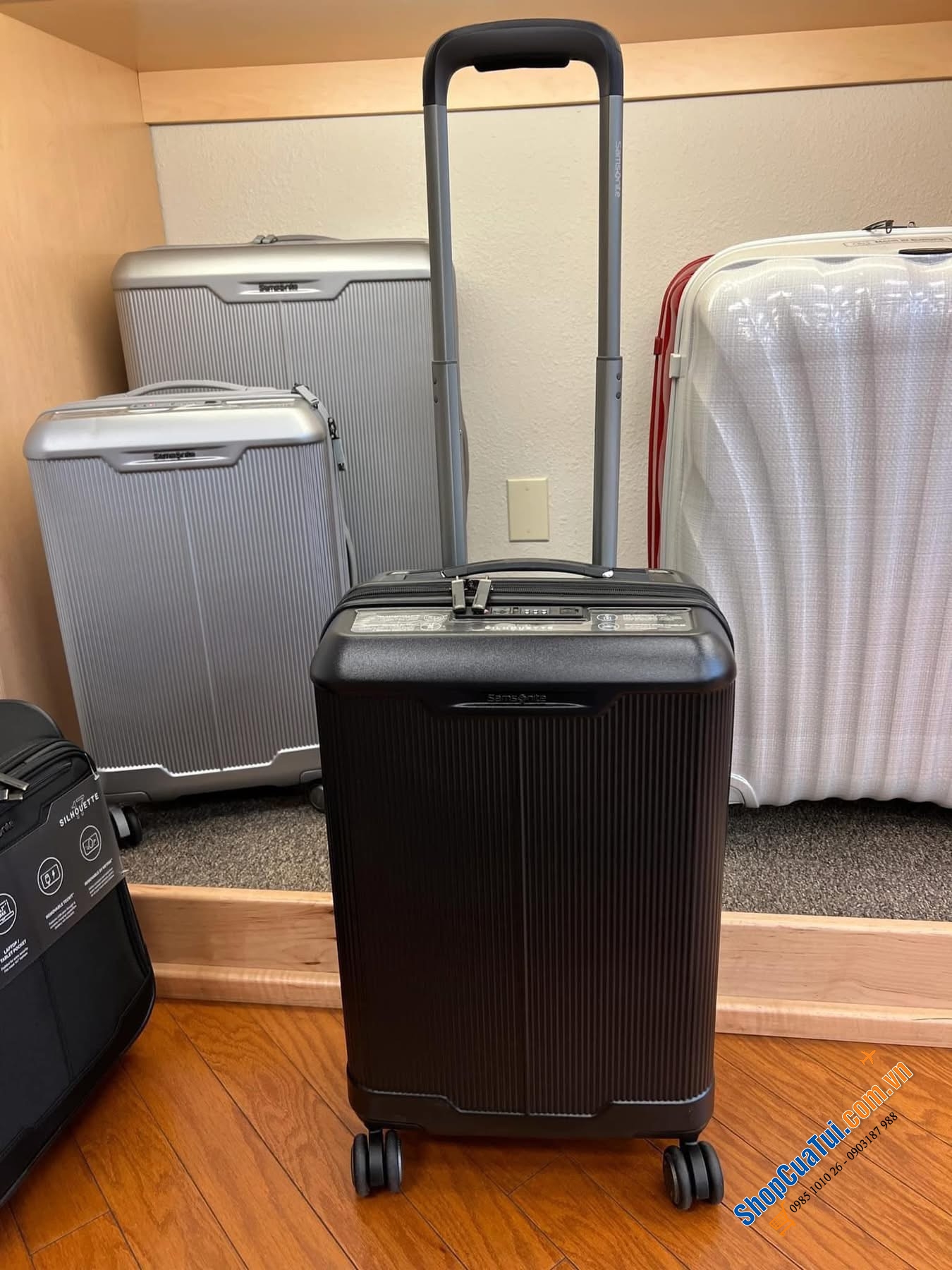 Valy dòng doanh nhân Samsonite Silhouette 17 size cabin 20 inch