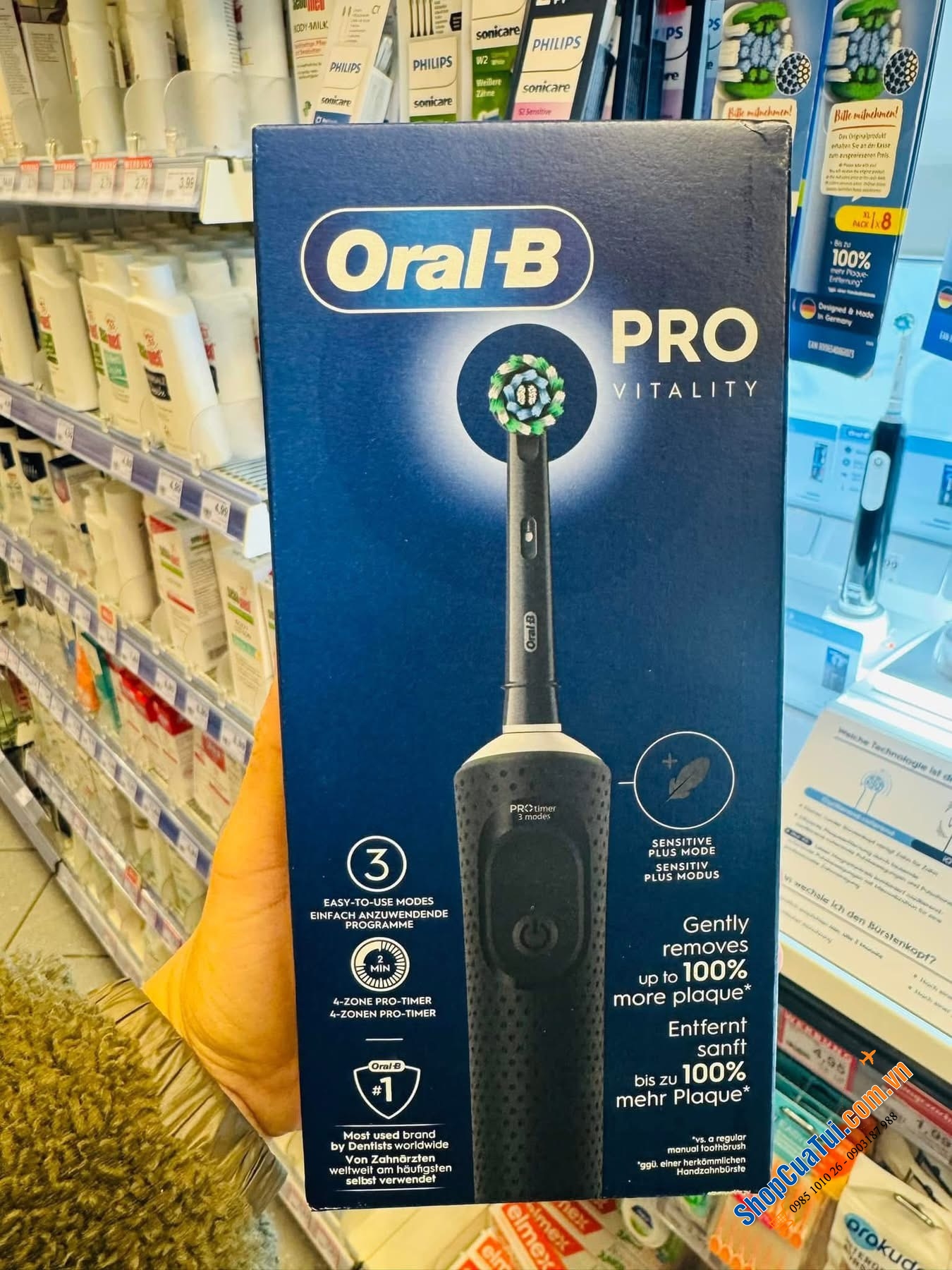 Bàn chải đánh răng điện Oral-B Vitality PRO (màu đen hoặc màu xanh)