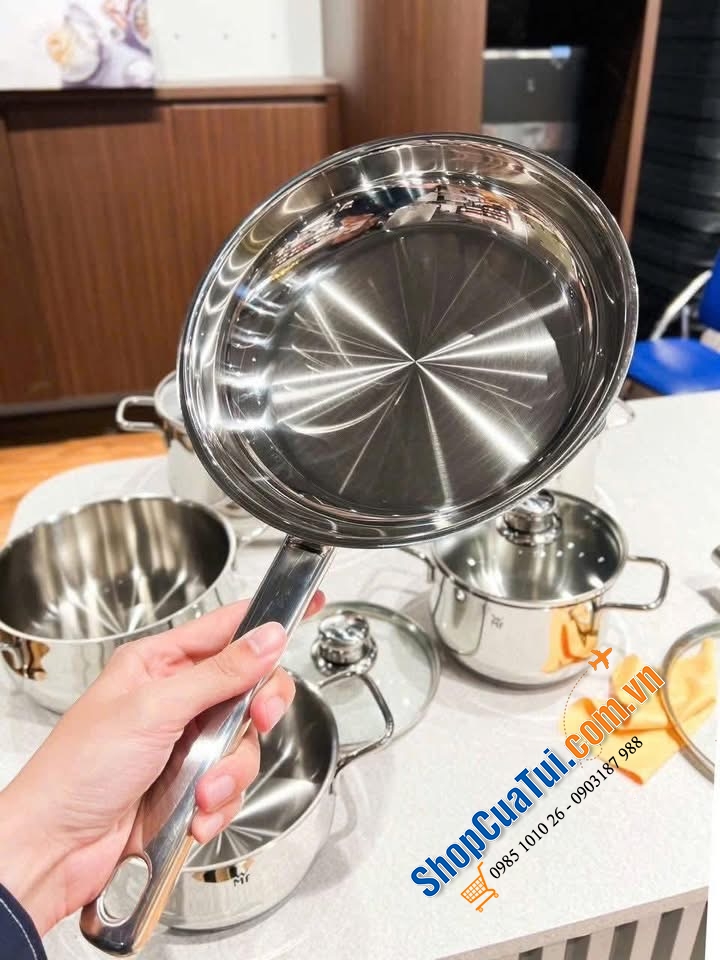 Bộ nồi WMF Diadem Plus 6 món kèm quánh và chảo thép WMF 24cm - Chuẩn sang trọng, thanh lịch..