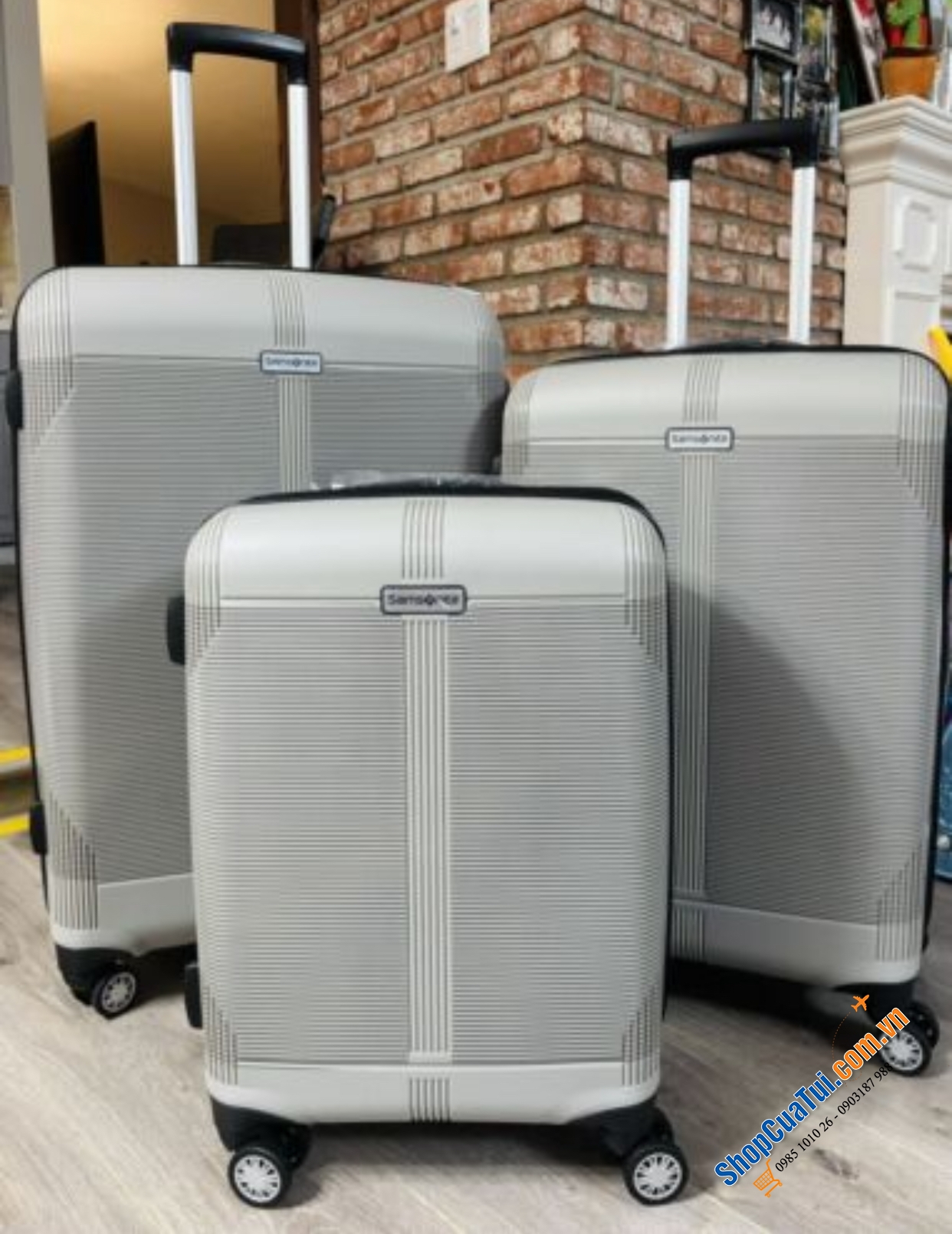 Valy Samsonite Supra DLX size đại 28 inch dòng vali thông dụng