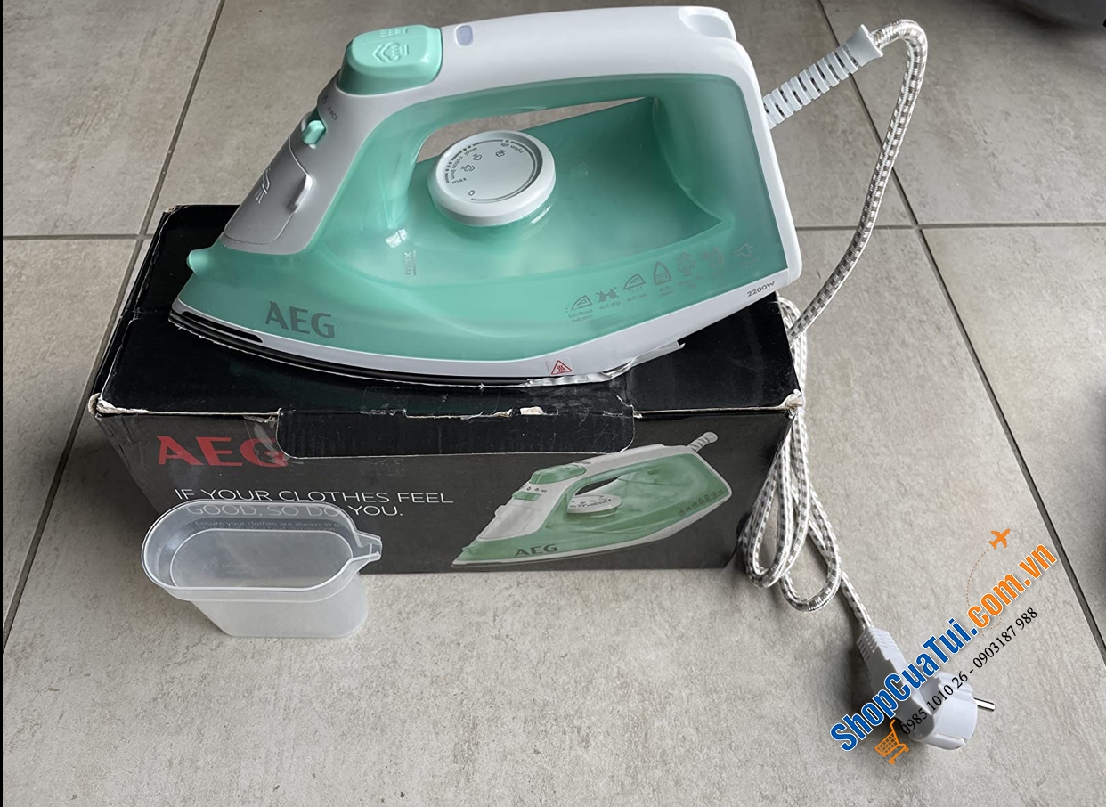 Bàn là AEG DB1720.