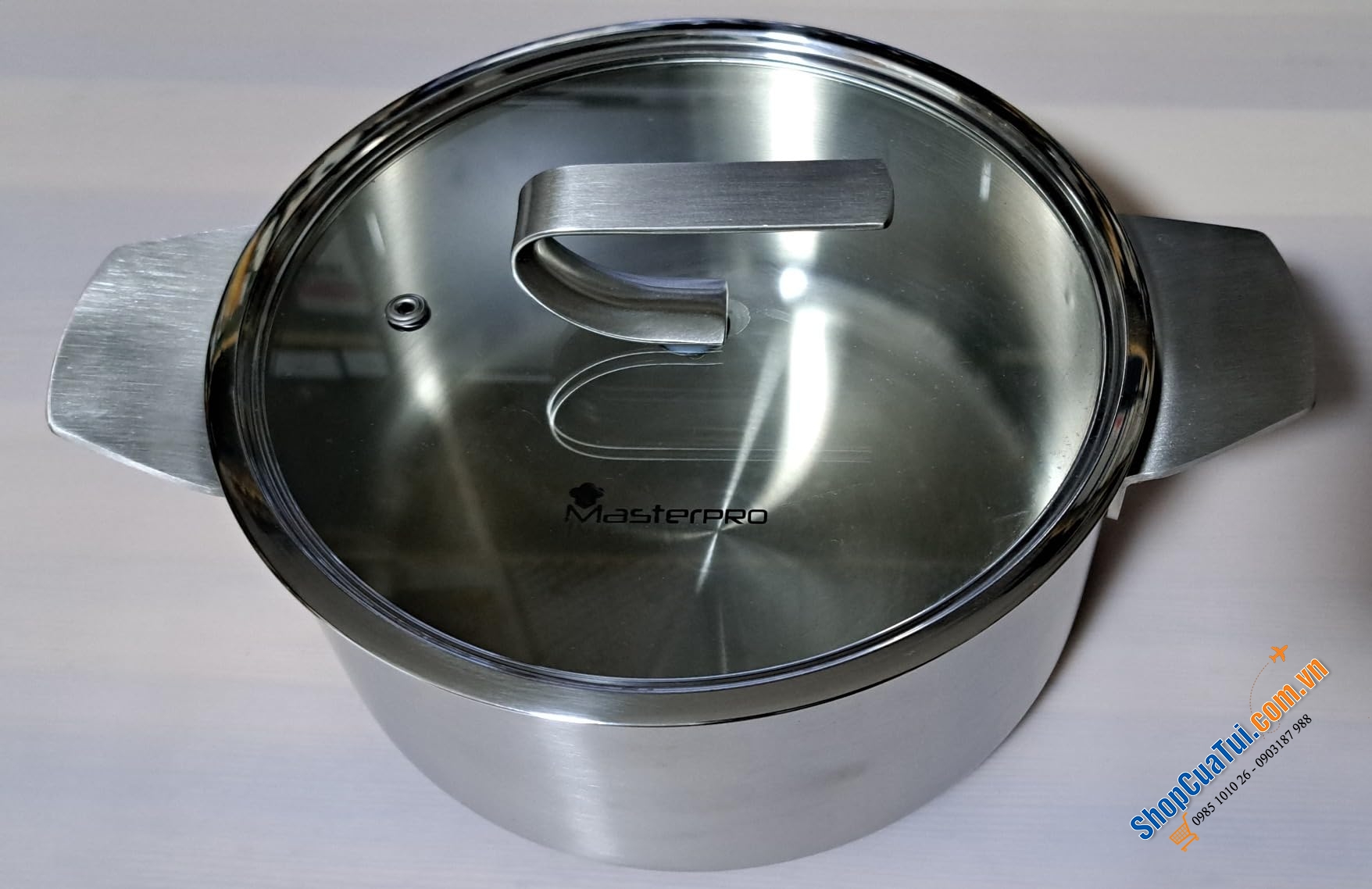 Nồi MasterPro 20cm với tay cầm phong cách, chắc chắn và đẳng cấp