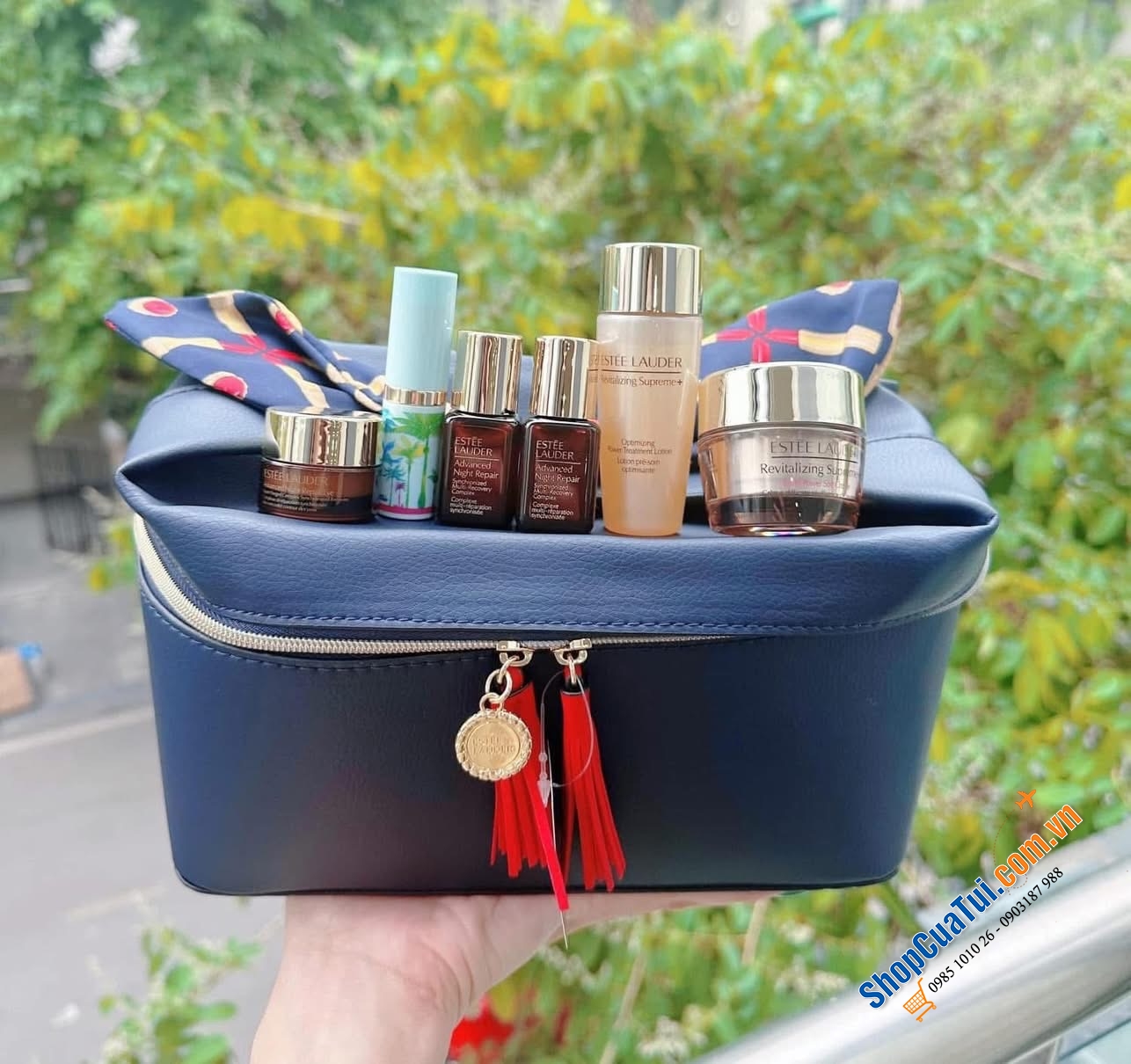 Túi gift đựng mỹ phẩm Estee Lauder siêu hot.