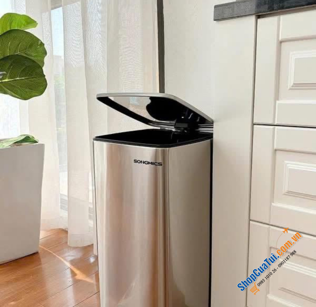 Thùng rác 30L chống ồn Songmics LTB593E01.