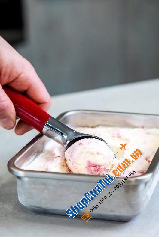 Muôi múc kem Kitchenaid Classic màu đỏ