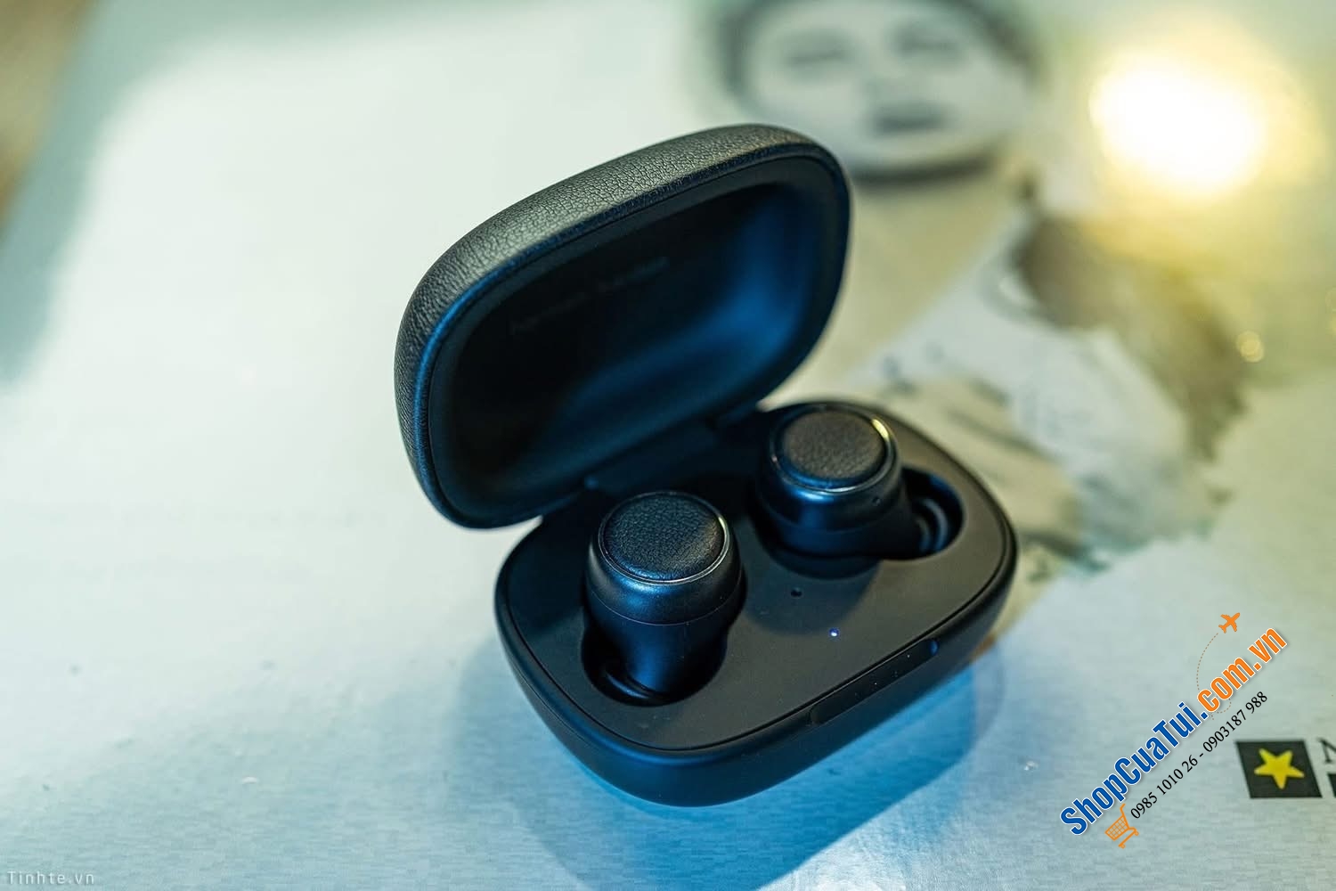 Tai nghe Harman Kardon FLY TWS.
