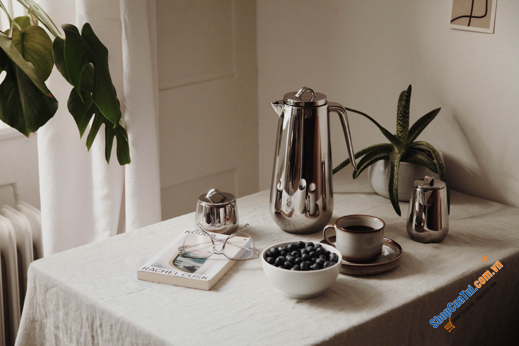 Bình nước giữ nhiệt Georg Jensen 1l - The Helix Collection - A New Modern Classic