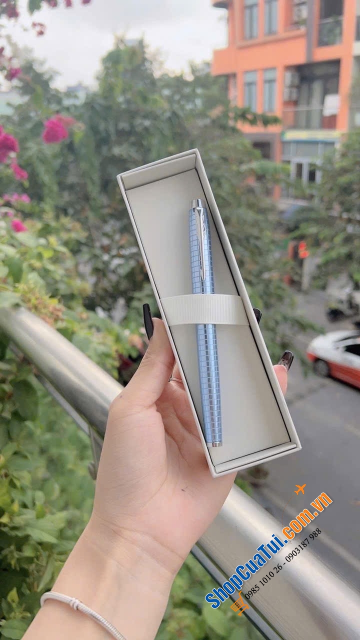 Bút ký Parker IM Premium cao cấp màu xanh.
