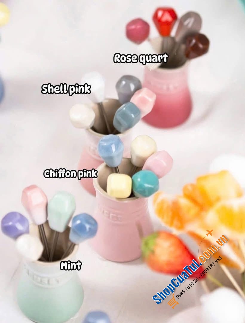 Sét 5 dĩa hoa quả kèm hũ đựng Le Creuset (Food Pick set) - MÀU VÀNG MIMOSA VÀ XANH PASTEL.