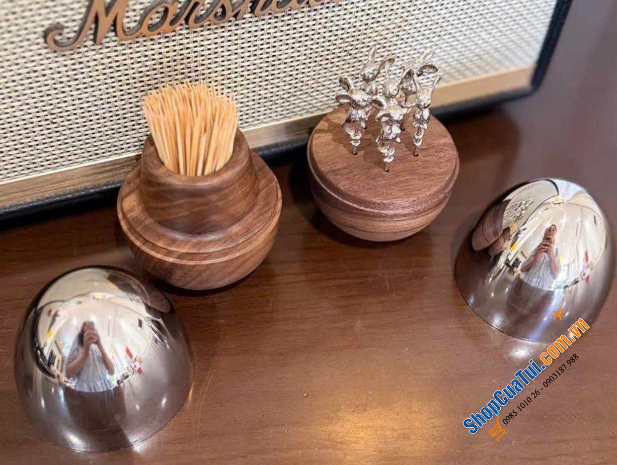 Hộp đựng tăm hình trứng Kiskim.