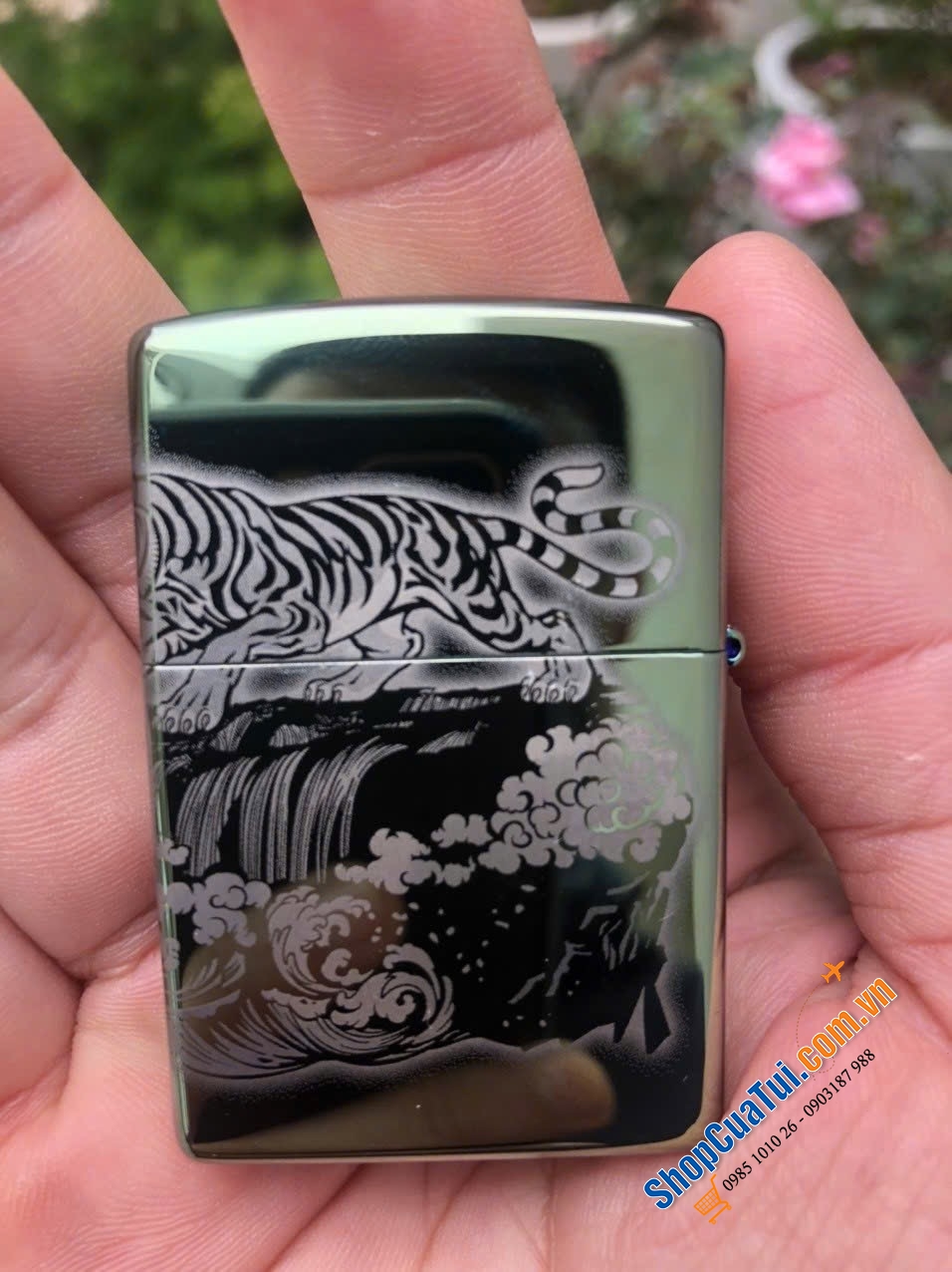Bật lửa Zippo ngọa hổ tàng long, bản limited.