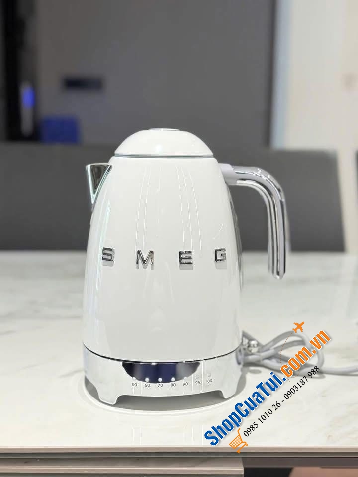 Ấm siêu tốc SMEG KLF04BLEU.