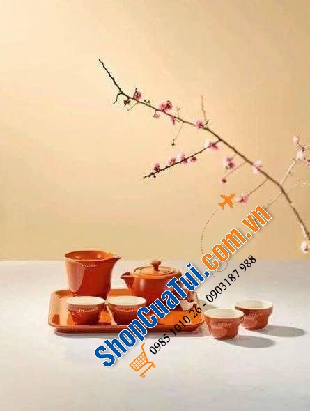 Bộ trà kèm khay Staub 7 món.