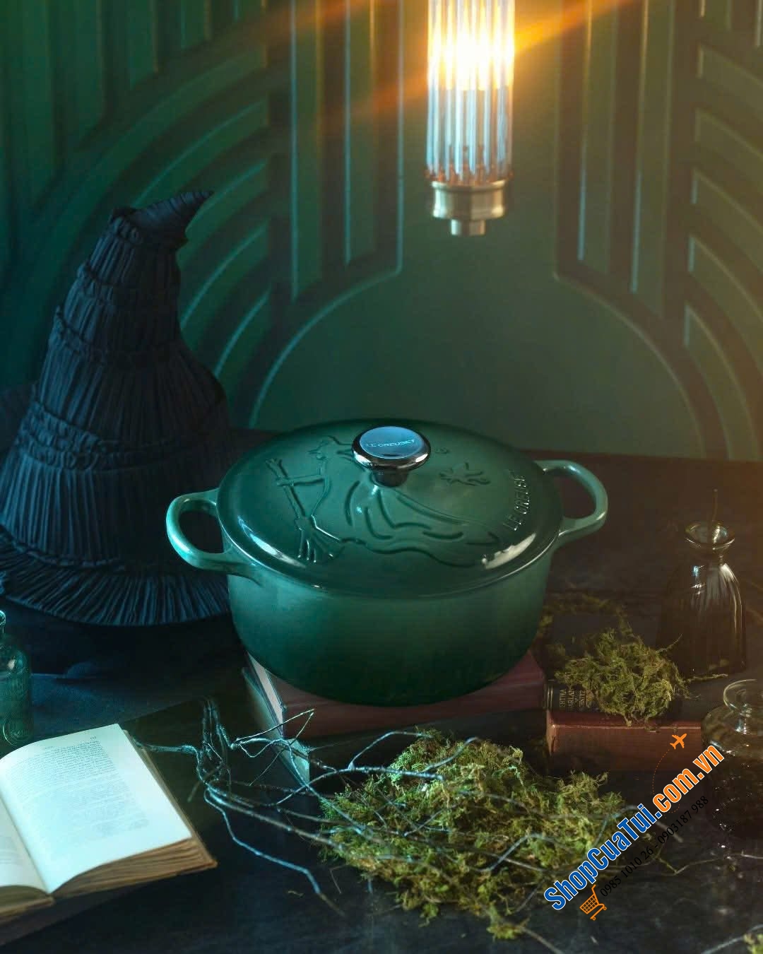 Nồi Le Creuset Wicked Màu xanh artichaut - bản collab giới hạn.
