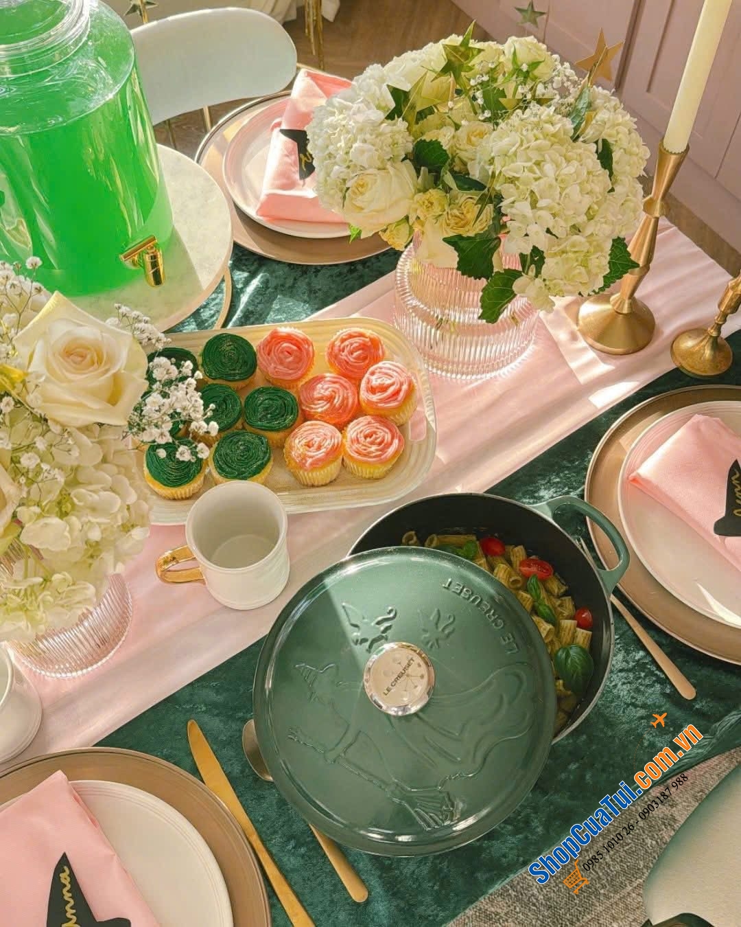 Nồi Le Creuset Wicked Màu xanh artichaut - bản collab giới hạn.